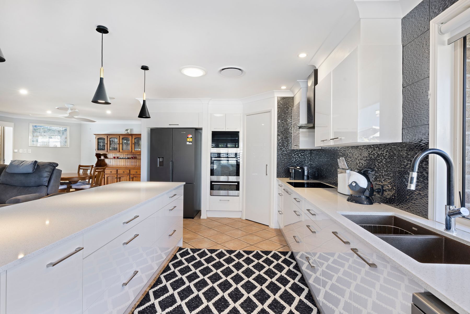 2 Dennison Court, Redland Bay QLD 4165, Redland Bay - Thumbnail 8