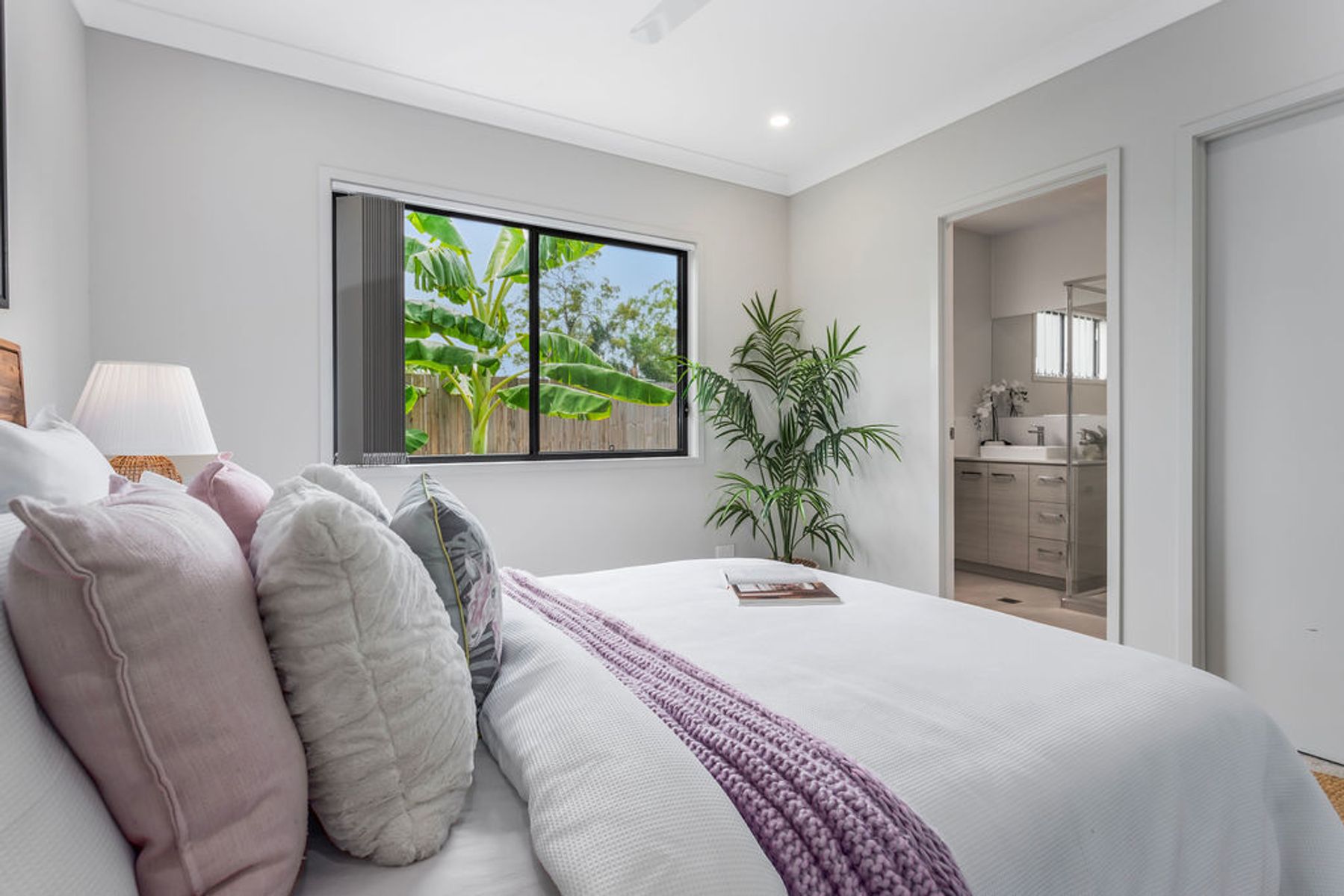 35 Barratt Drive, Greenbank QLD 4124, Greenbank - Thumbnail 8