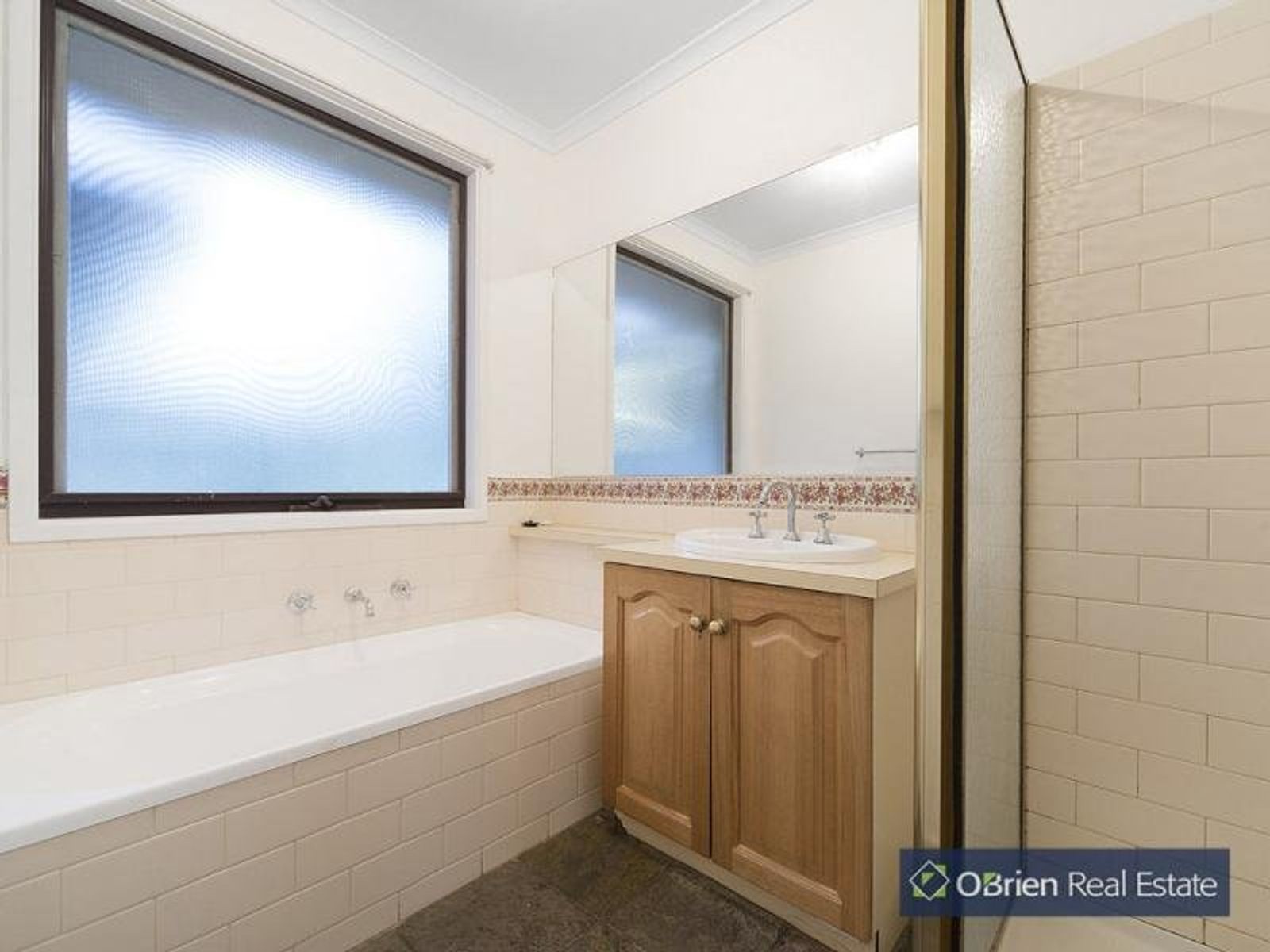 16 Eildon Road, Endeavour Hills, VIC 3802, Endeavour Hills - Thumbnail 5