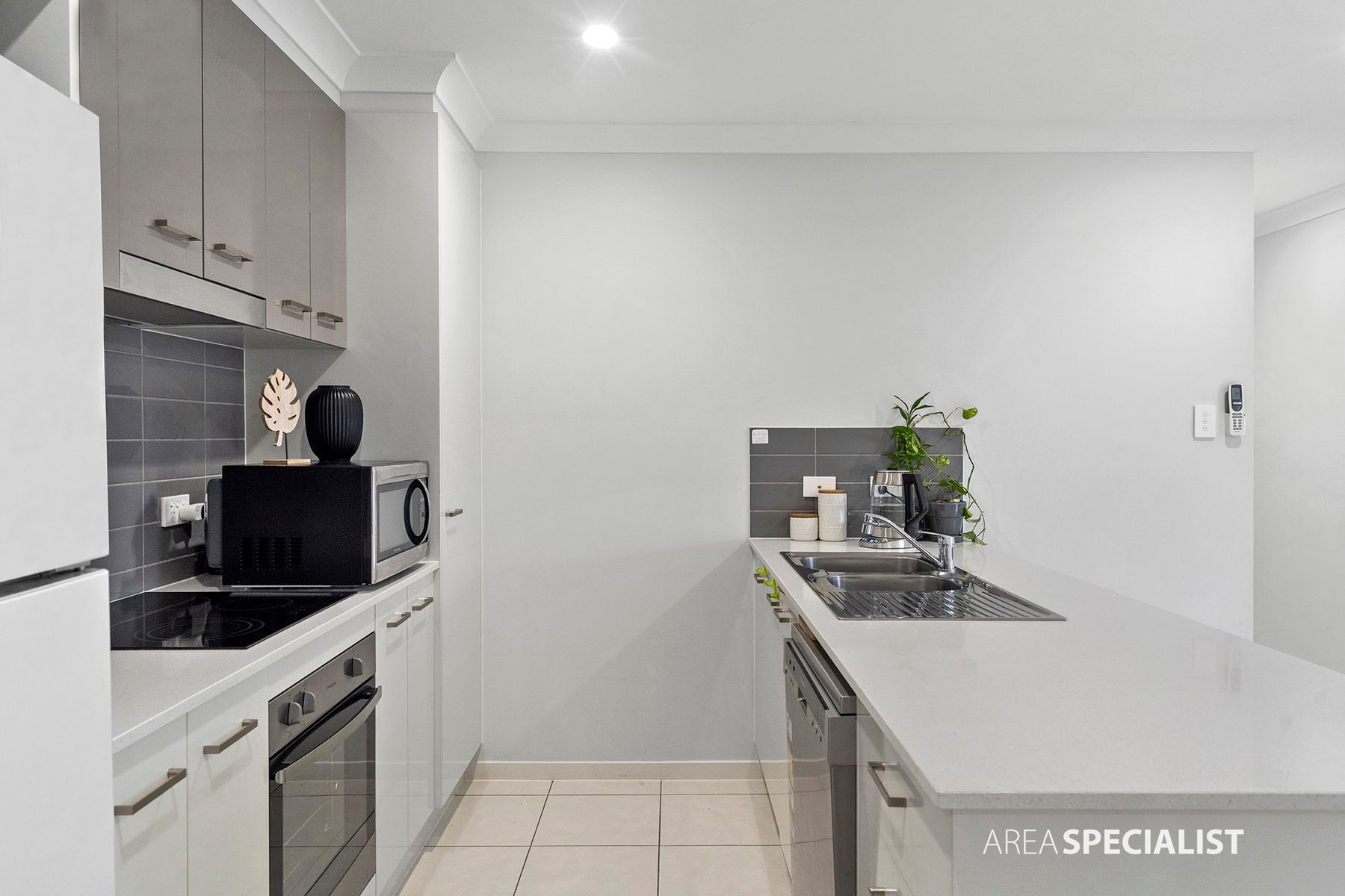 5 Pindar Avenue, Ormeau, QLD 4208, Ormeau - Thumbnail 8