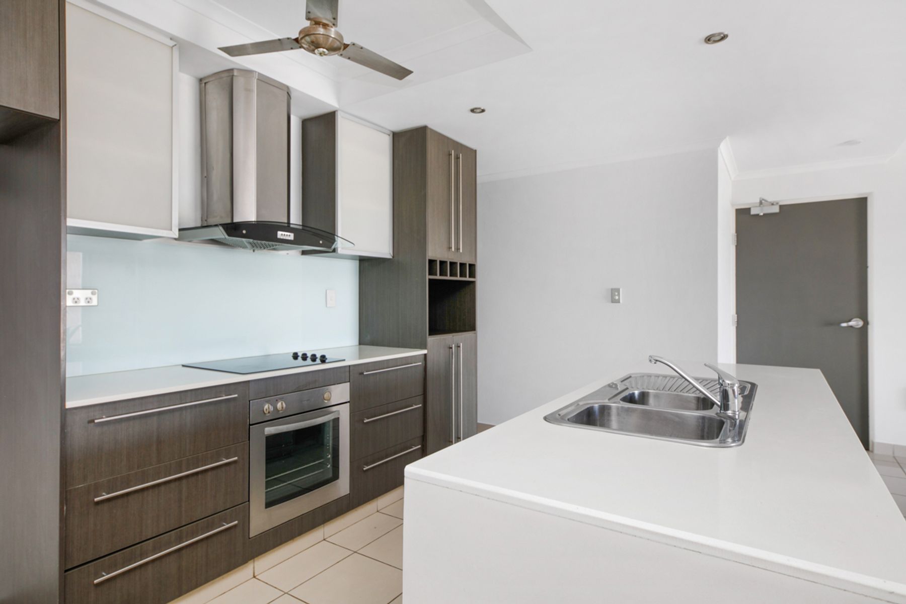 3/107 Woods Street, Darwin City NT 0800