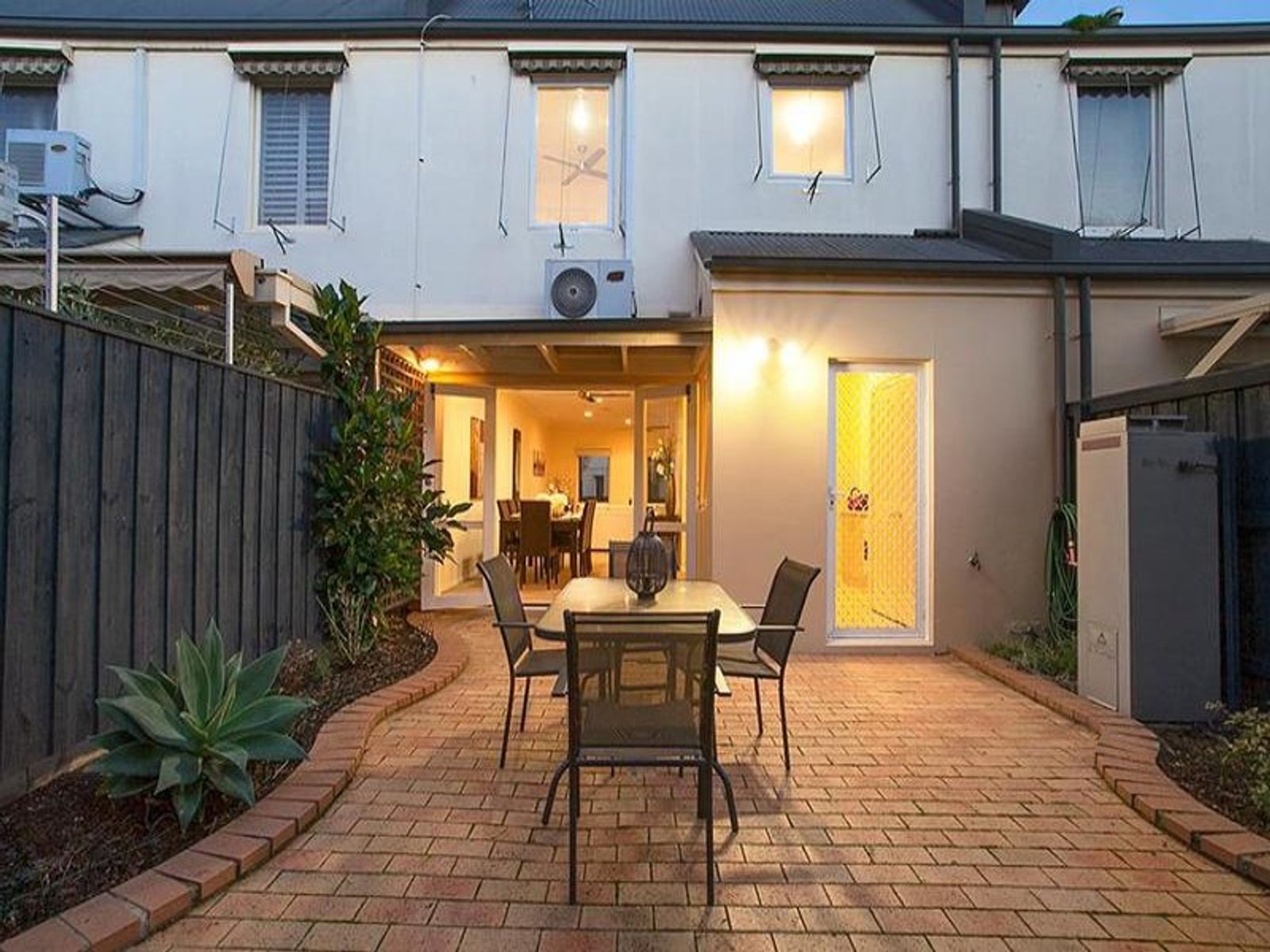 49 The Crescent, Kensington - Thumbnail 8