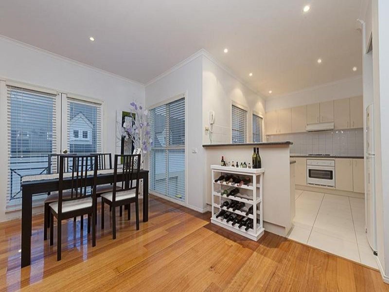 62 Willis Street, Kensington - Thumbnail 7