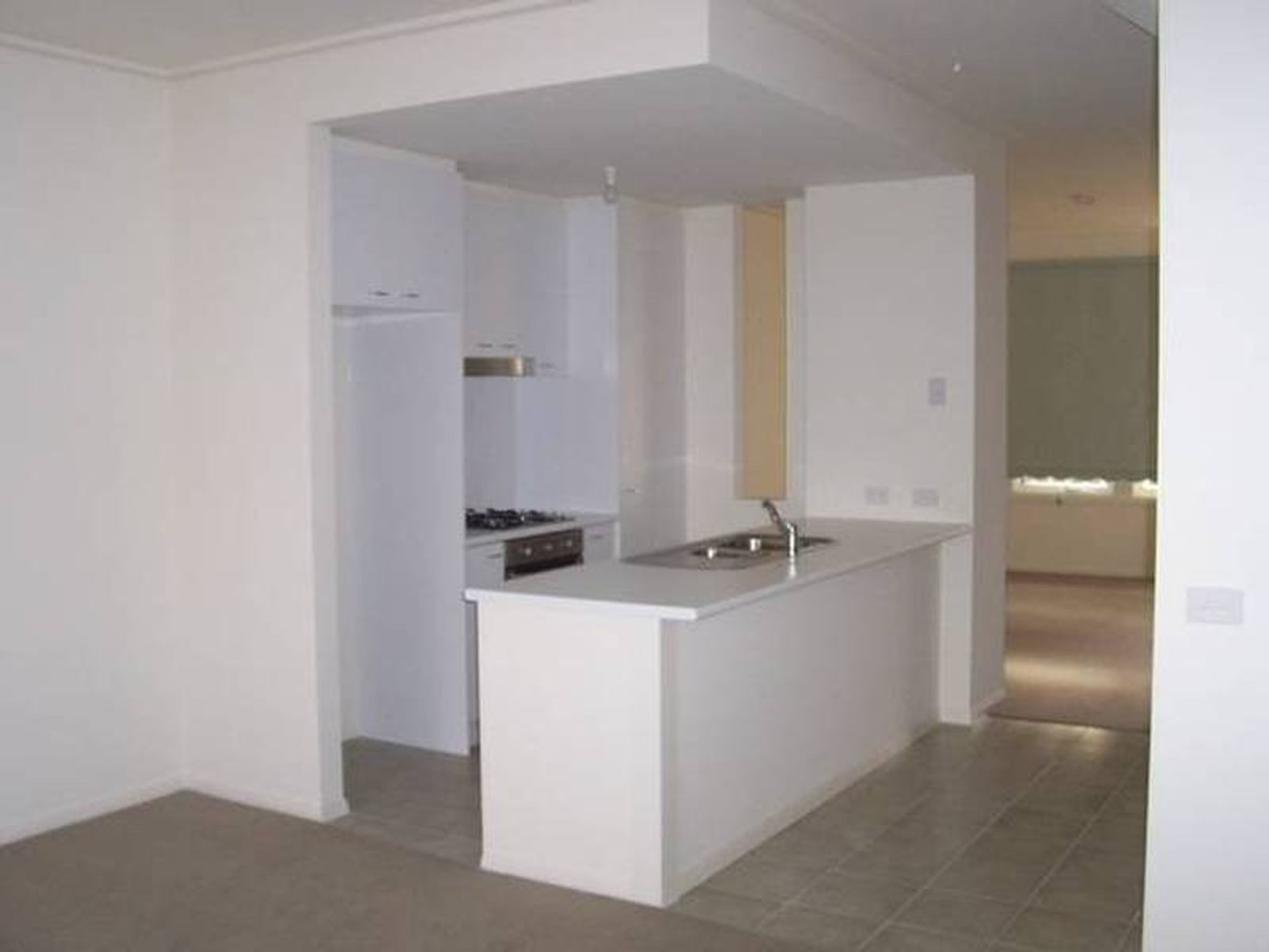 57 Kensington Road, Kensington - Thumbnail 4