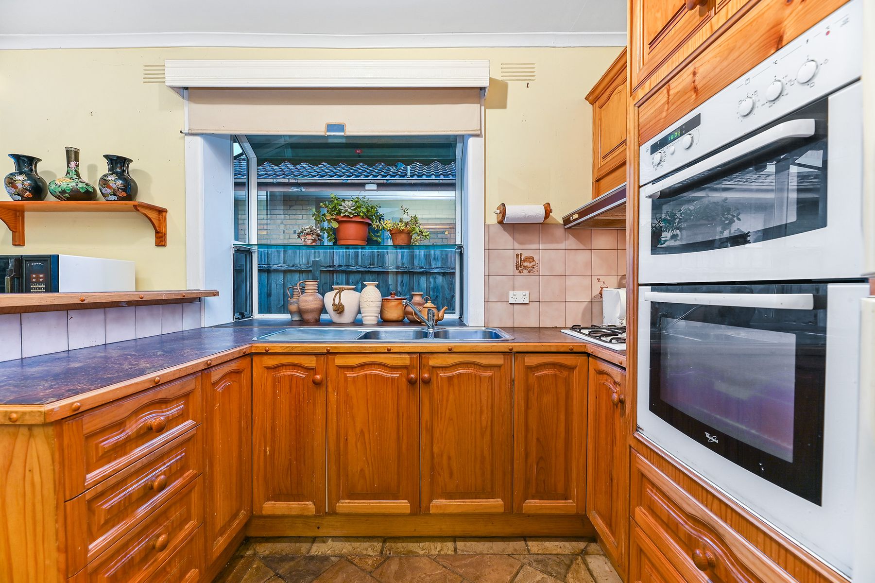 13 Goodwood Drive, Springvale, VIC 3171, Springvale - Thumbnail 6
