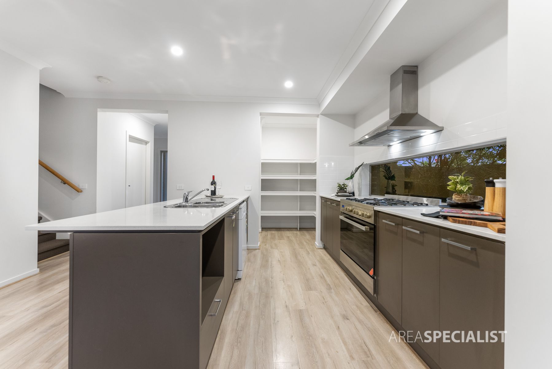 43 Gateau Drive, Werribee, VIC 3030, Werribee - Thumbnail 5