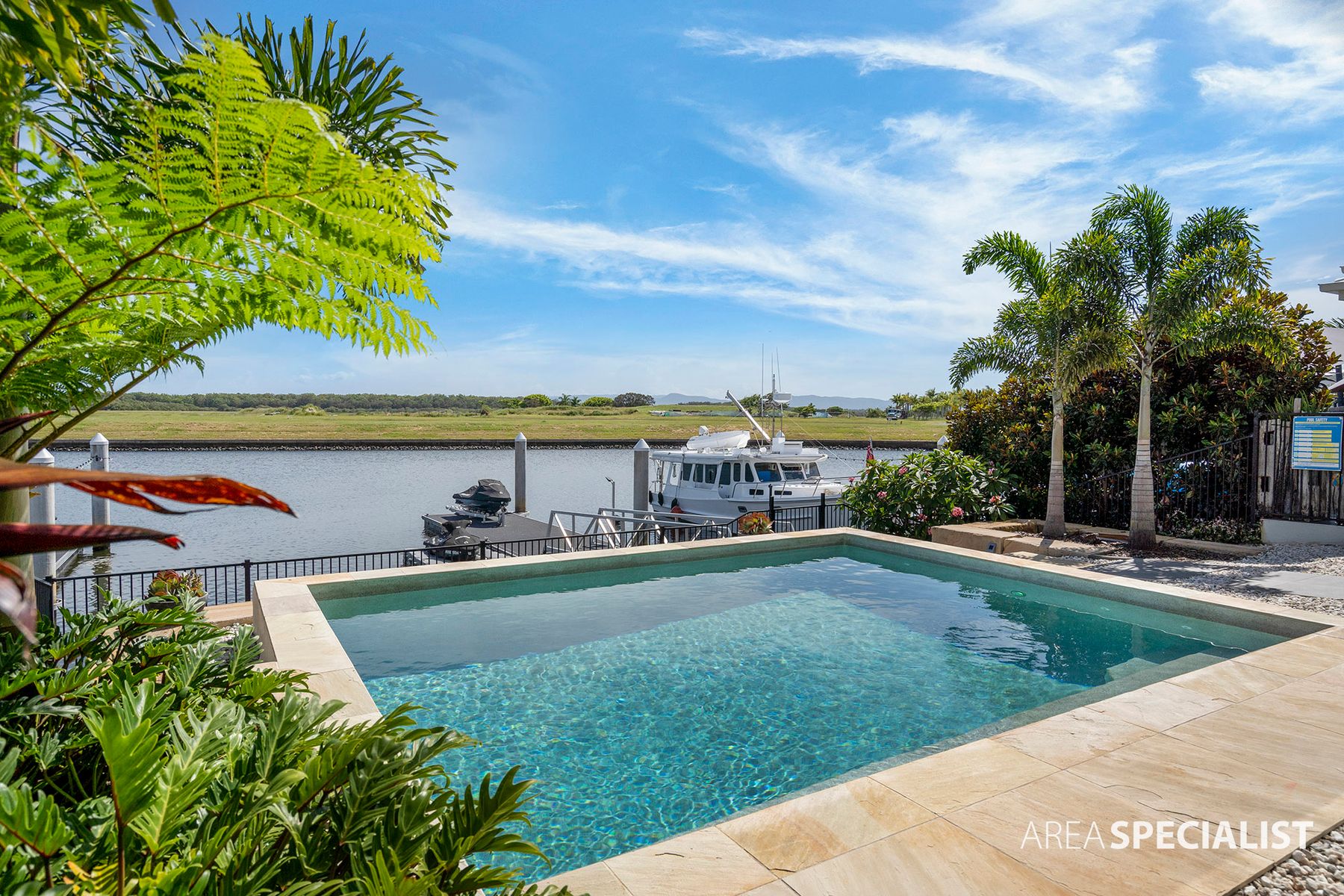 17 Paradise Parade, Jacobs Well, QLD 4208, Jacobs Well - Thumbnail 2