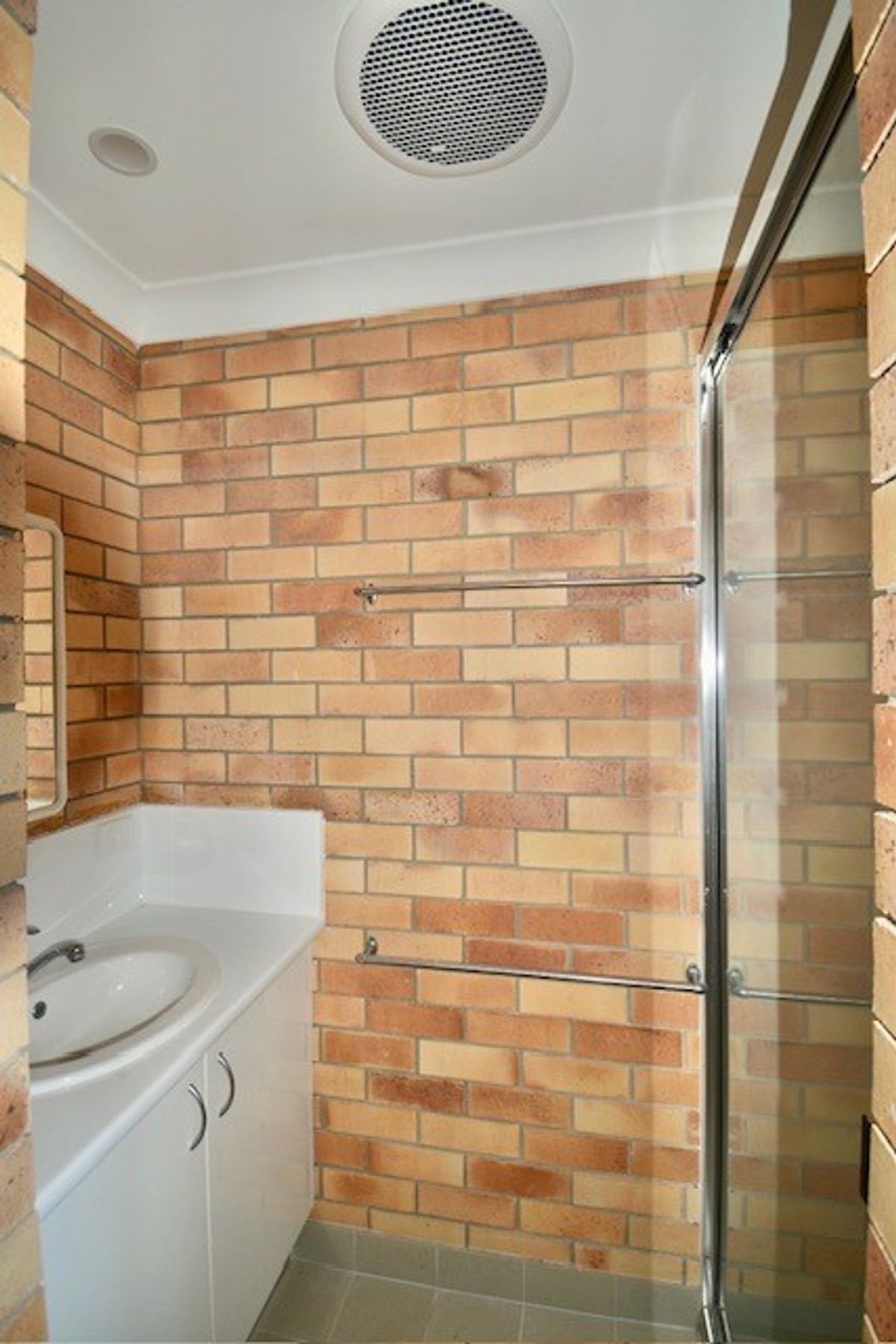 2/85 Mackerel Street, Woodgate QLD 4660, Woodgate - Thumbnail 8