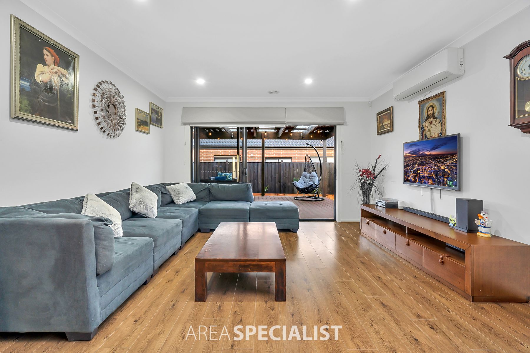 17 Alphey Road, Clyde North, VIC 3978, Clyde North - Thumbnail 8