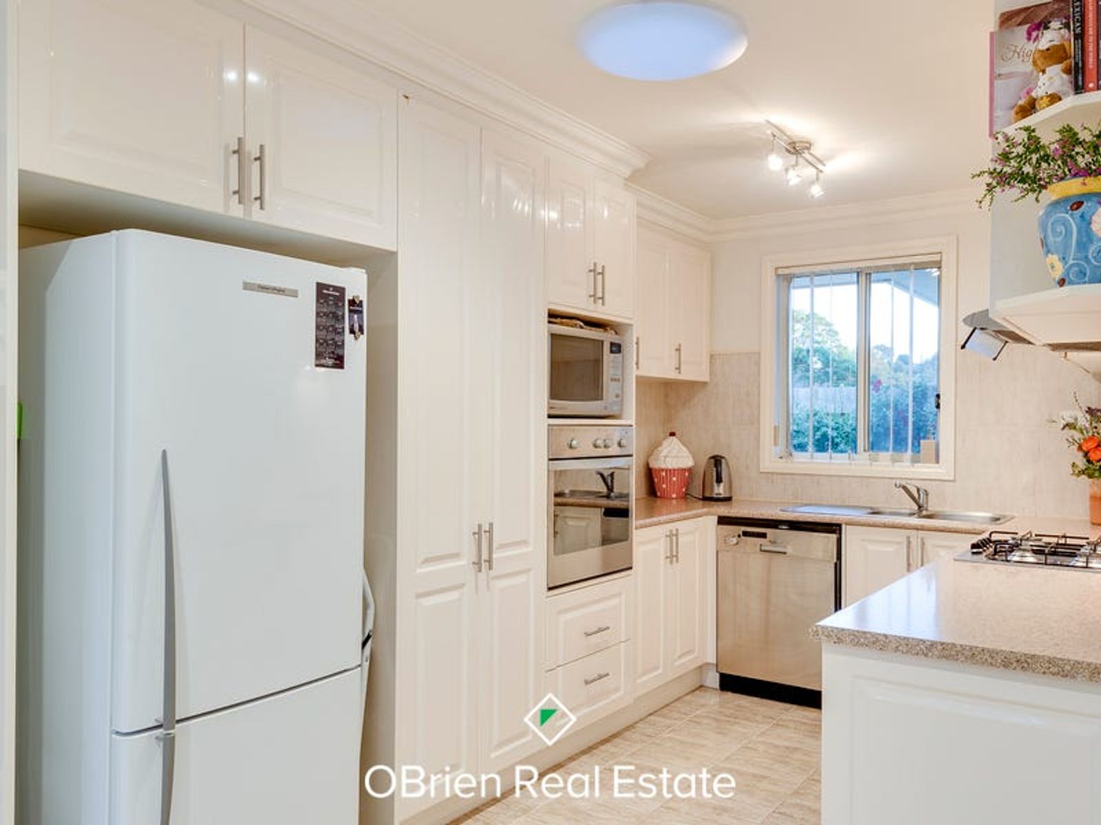78A Scotsburn Way, Endeavour Hills, VIC 3802, Endeavour Hills - Thumbnail 3