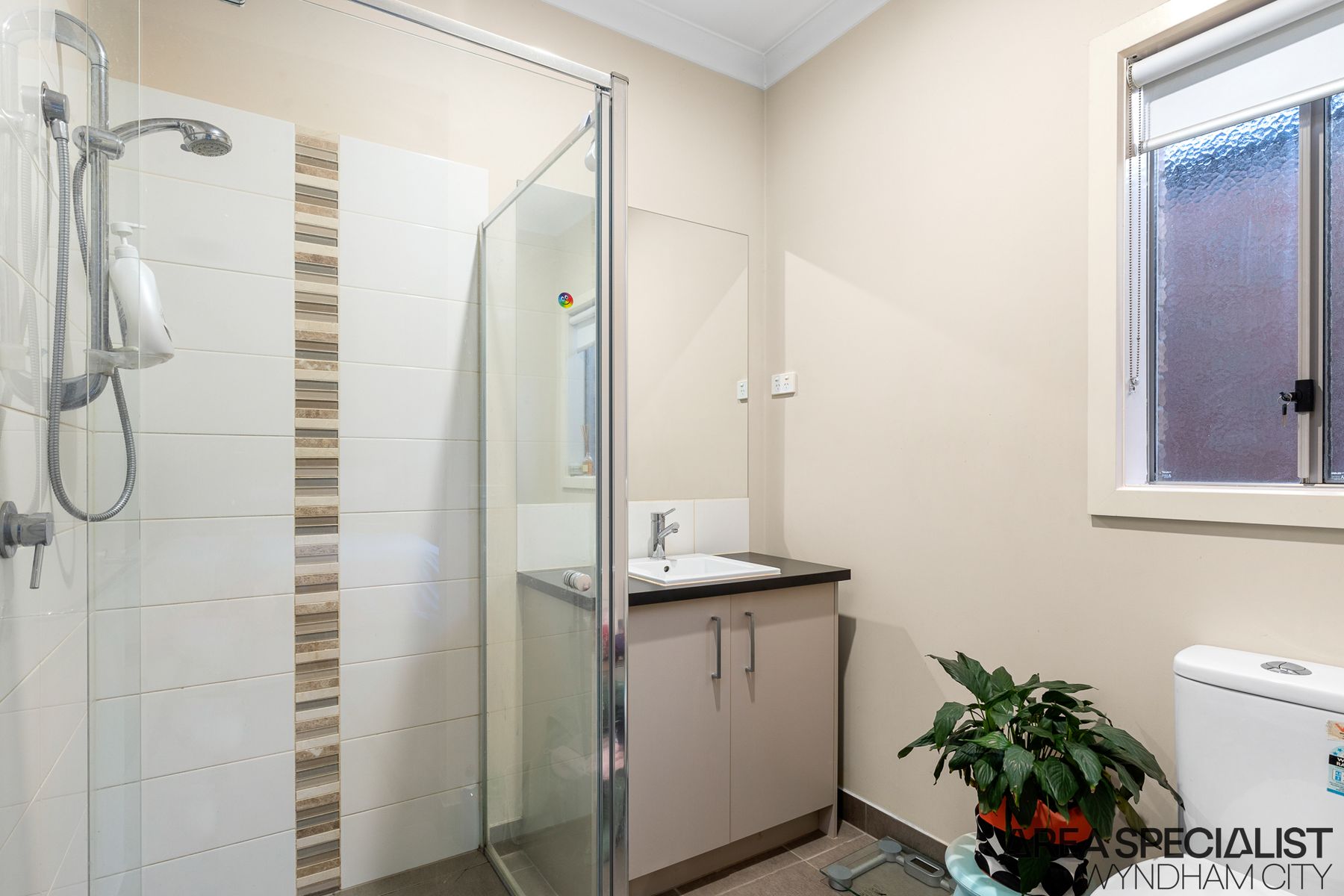 12 Arabella Circuit, Point Cook, VIC 3030, Point Cook - Thumbnail 5