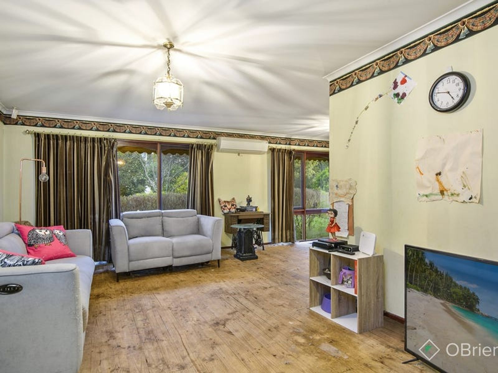13 Munster Court, Endeavour Hills, VIC 3802, Endeavour Hills - Thumbnail 2