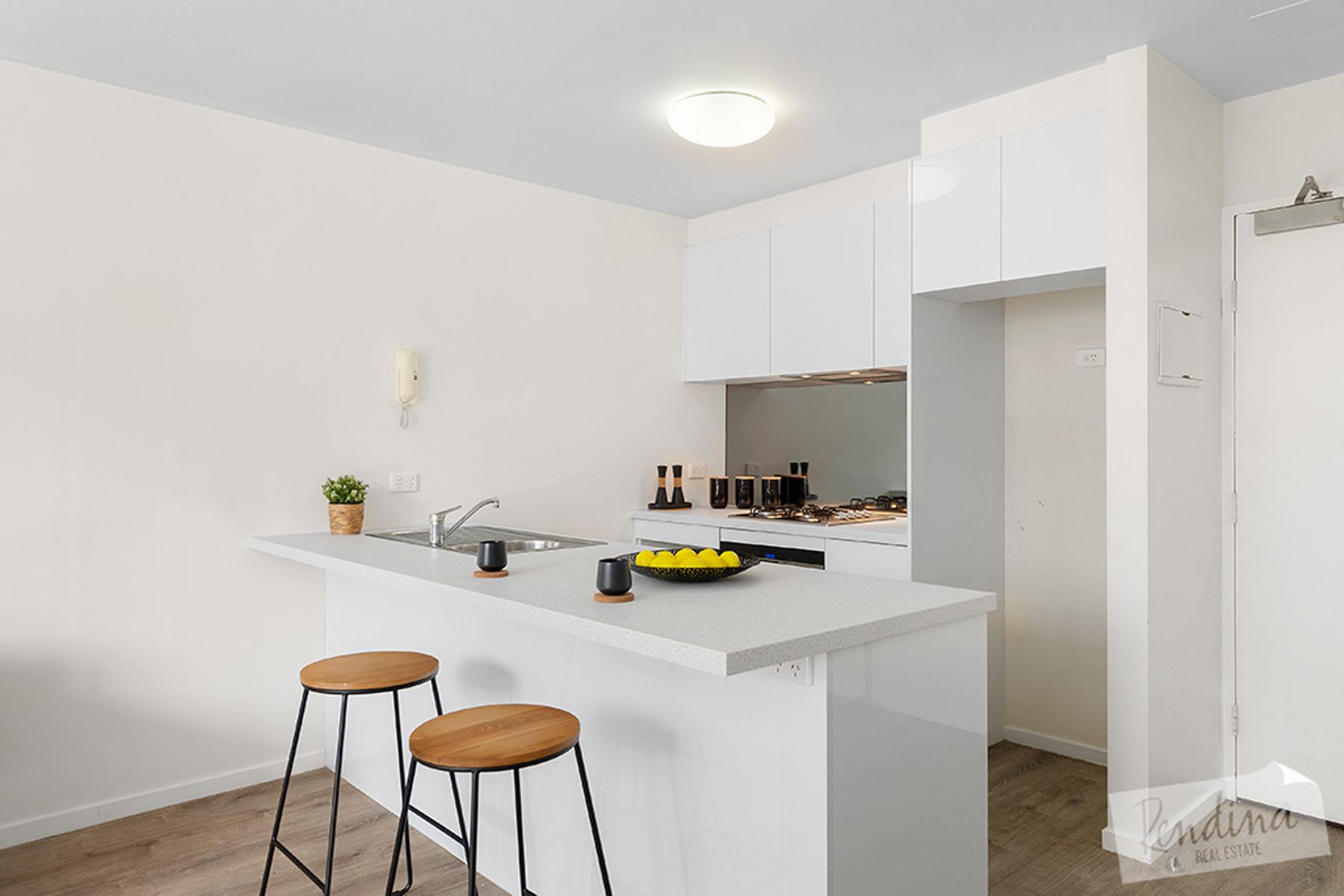 213/60 Speakmen Street, Kensington - Thumbnail 2