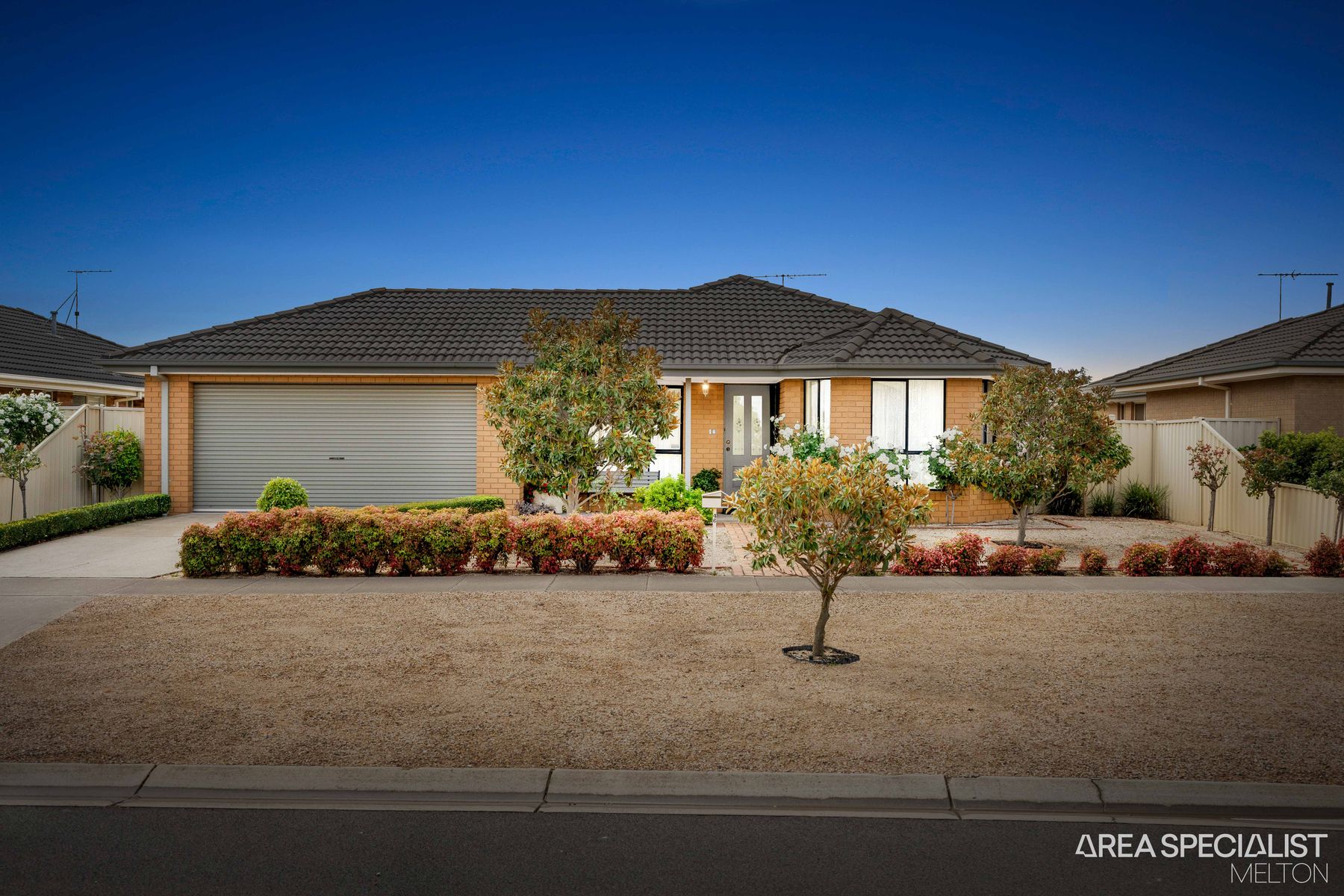 46 Scarborough Crescent, Harkness, VIC 3337, Harkness - Thumbnail 2