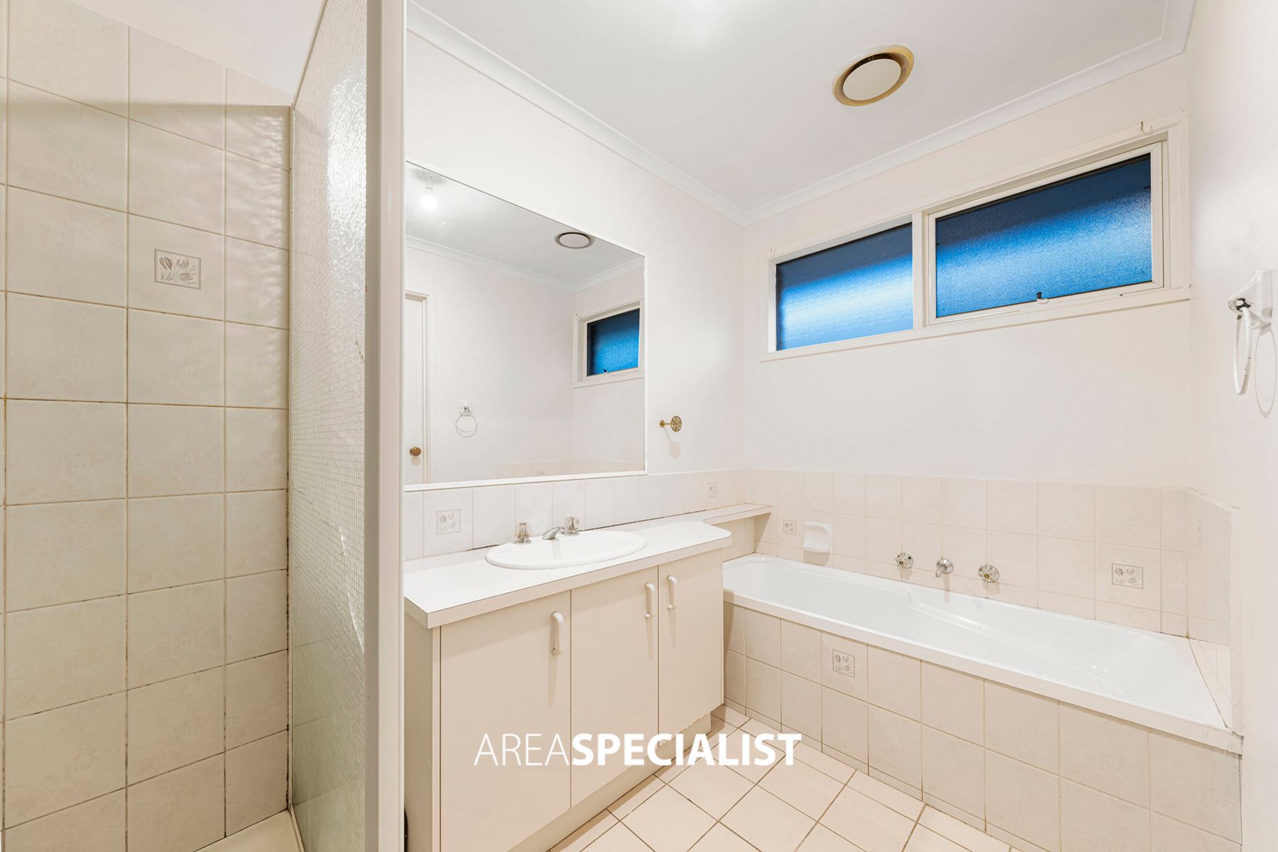24 Gandin Court, Hampton Park, VIC 3976, Hampton Park - Thumbnail 7