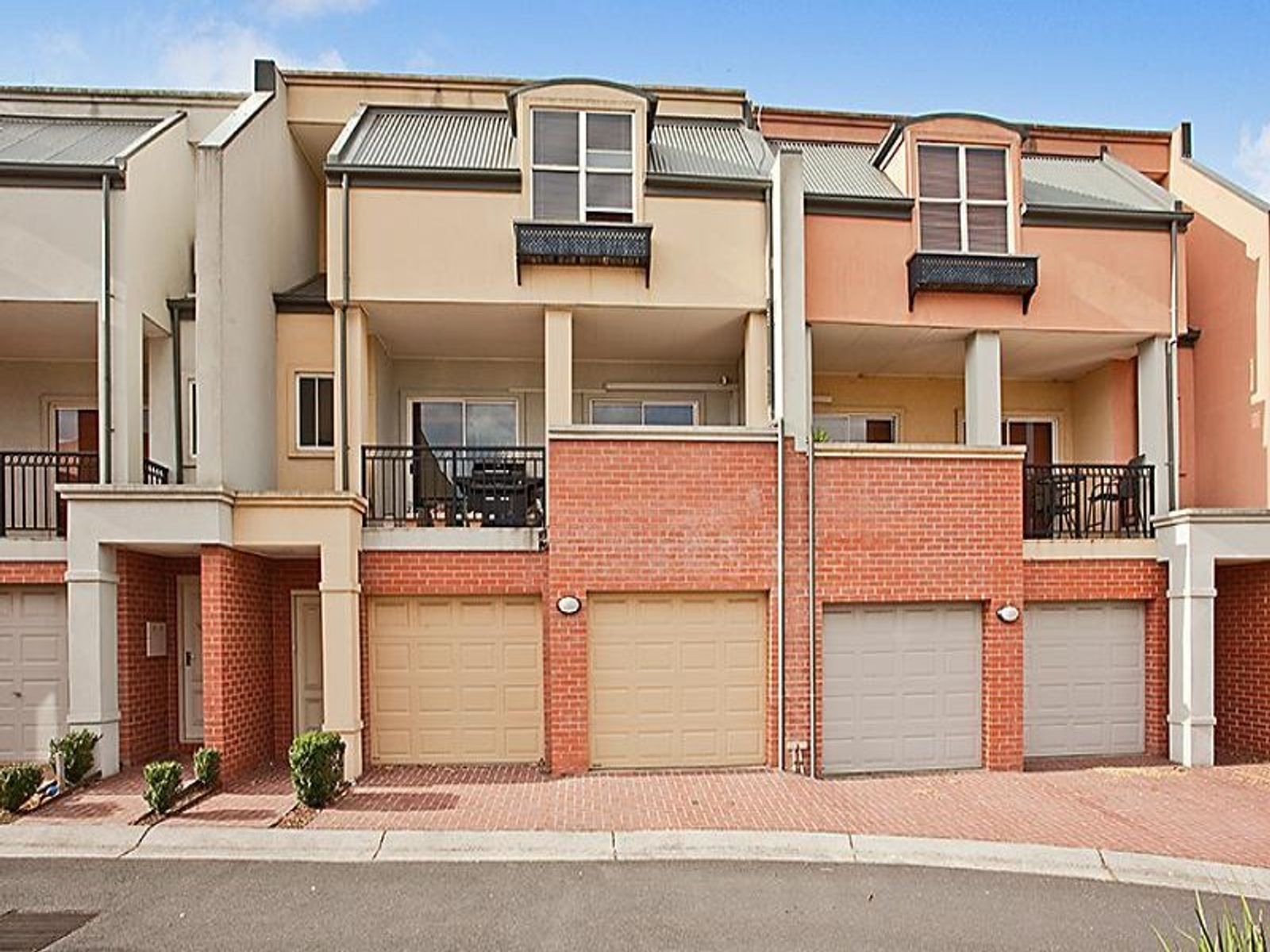 11/120 Newman Street, Kensington, VIC 3031, Kensington - Thumbnail 2