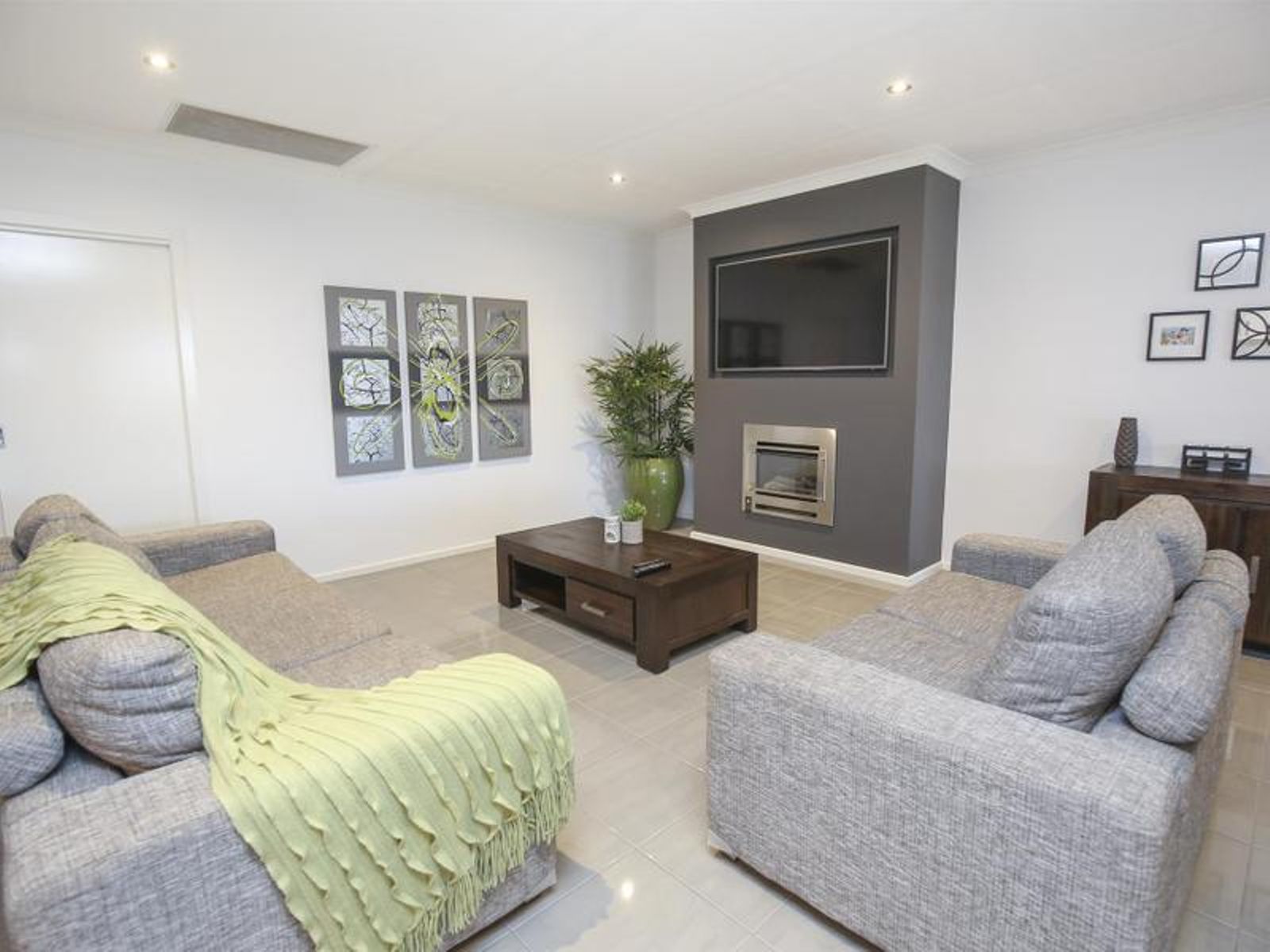8 Lakeview Court, Mildura - Thumbnail 2