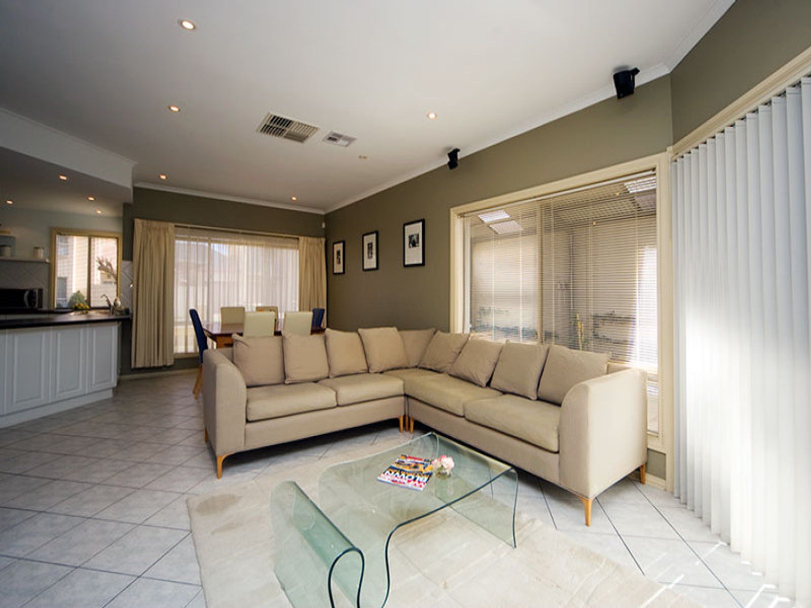 21 PARKDALE CRESCENT, Mawson Lakes, SA 5095, Mawson Lakes - Thumbnail 7