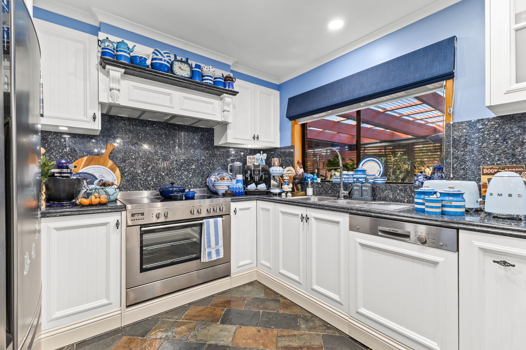 8 Swallow Grove, Traralgon VIC 3844, Traralgon - Thumbnail 2
