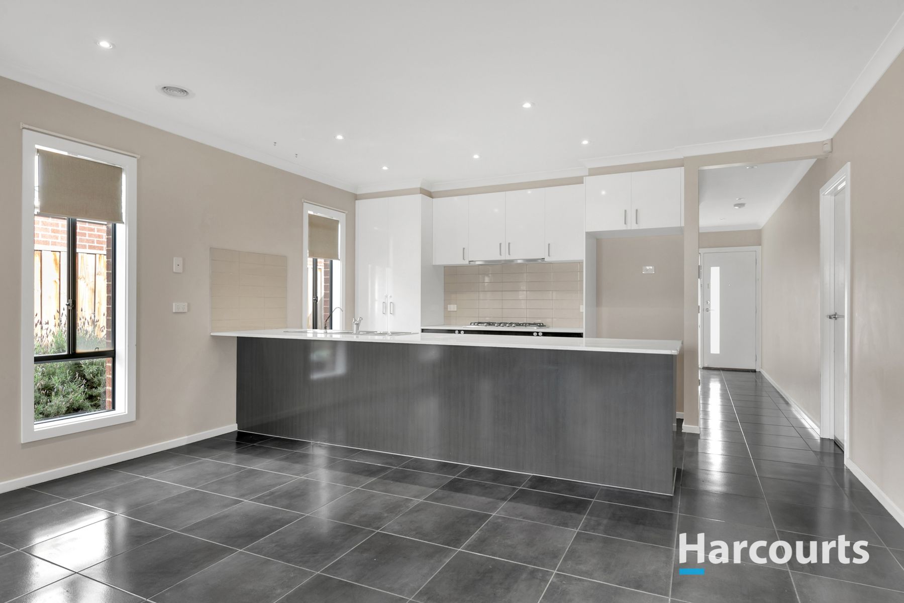77 Albert Drive, Melton South, VIC 3338, Melton South - Thumbnail 4