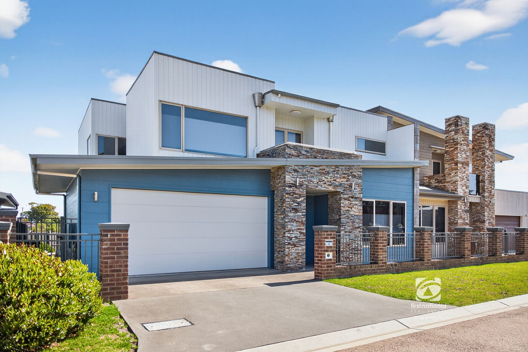11 Penang Boardwalk, Lakes Entrance VIC 3909, Lakes Entrance - Thumbnail 2