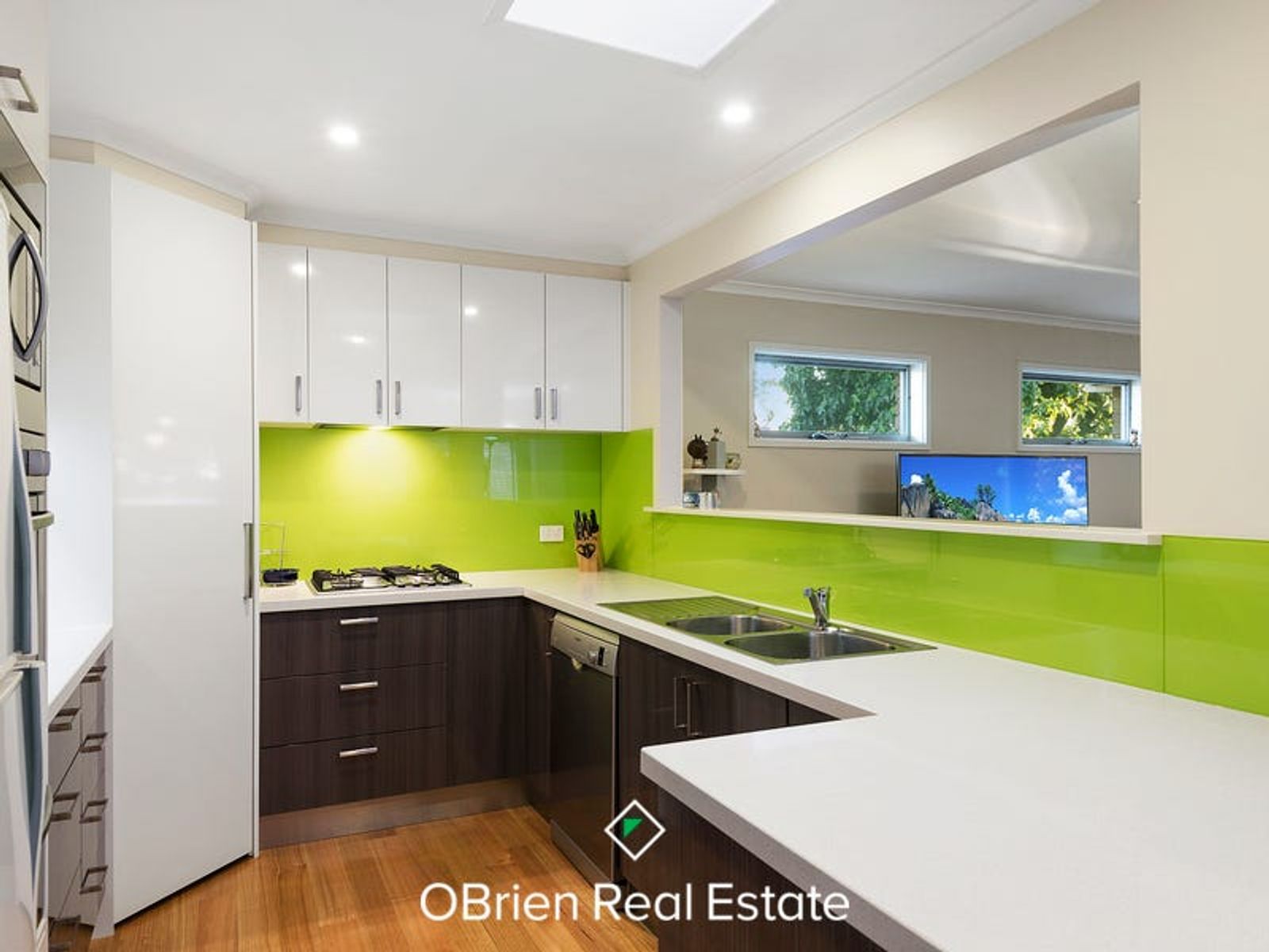 63 Aldridge Street, Endeavour Hills, VIC 3802, Endeavour Hills - Thumbnail 2