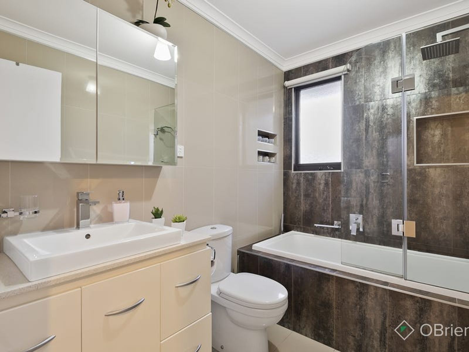 35 Peebles Street, Endeavour Hills, VIC 3802, Endeavour Hills - Thumbnail 6
