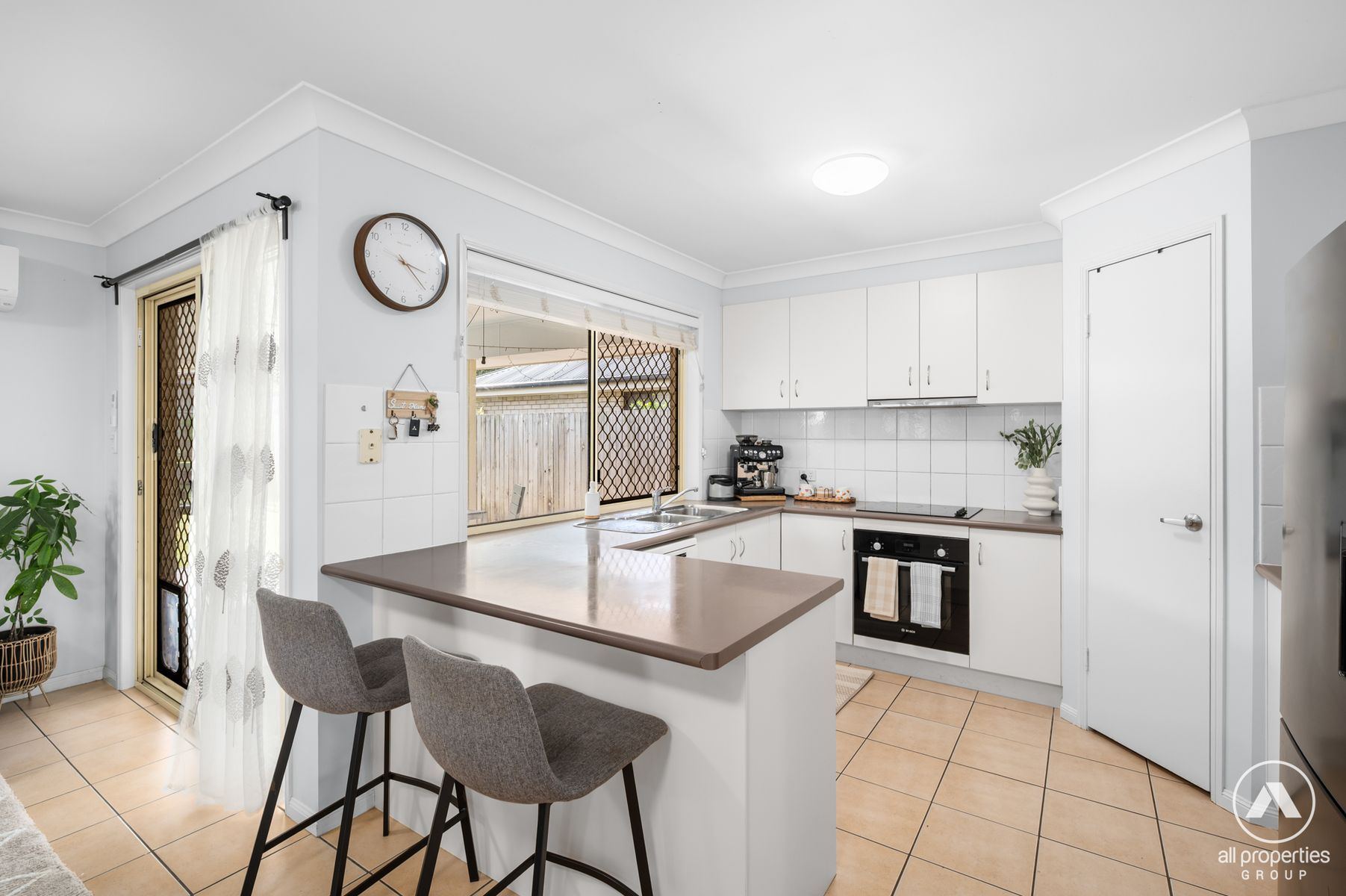 37 LOCKYER PLACE, Crestmead QLD 4132, Crestmead - Thumbnail 4