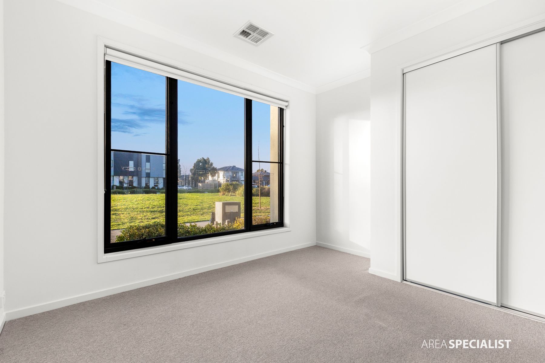 281 Dunnings Road, Point Cook, VIC 3030, Point Cook - Thumbnail 4