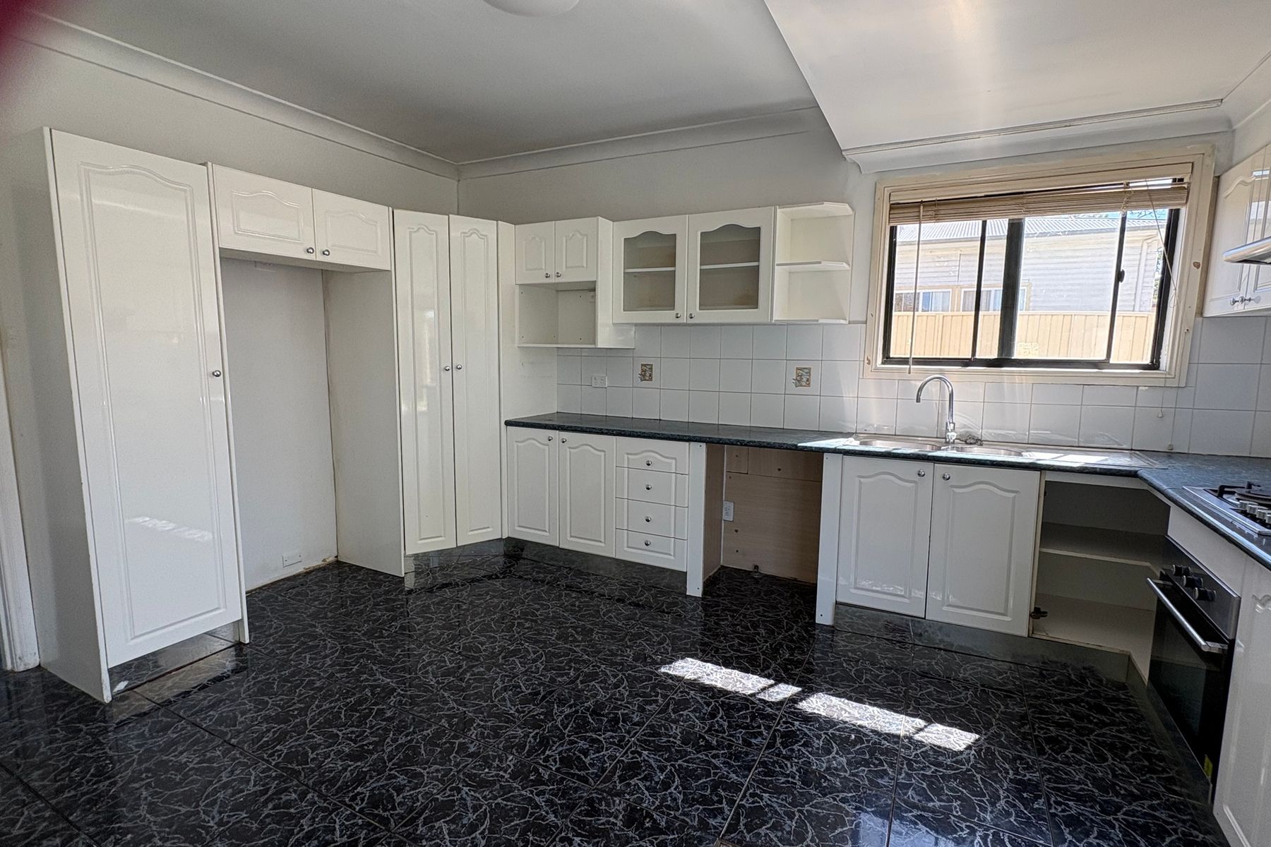 212 Park Road, Auburn NSW 2144, Auburn - Thumbnail 4