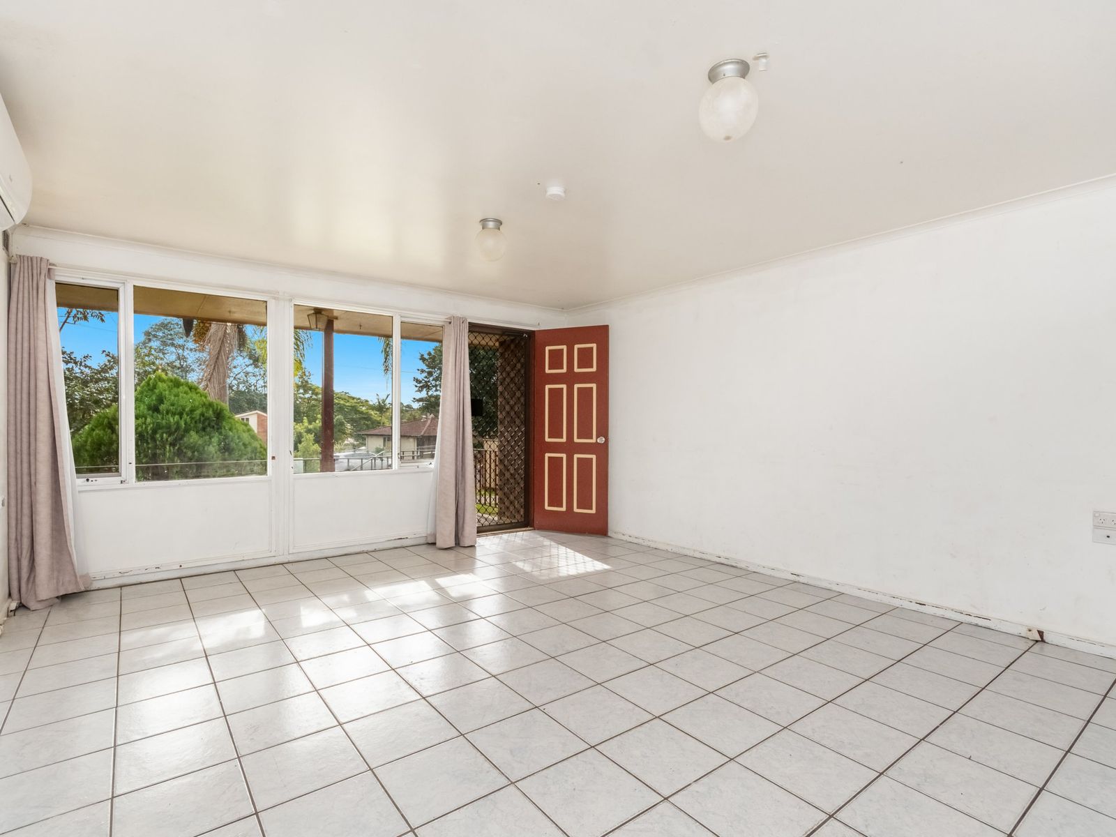 25 Oak Avenue, Casino - Thumbnail 8