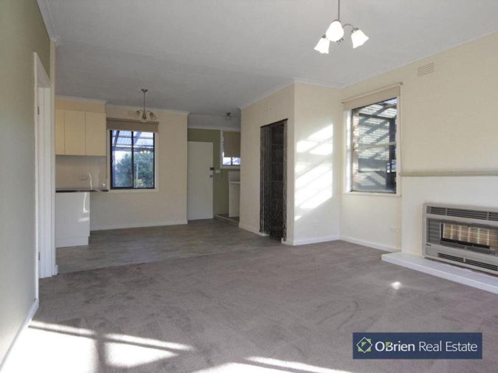 35 Blossom Drive, Doveton, VIC 3177, Doveton - Thumbnail 2