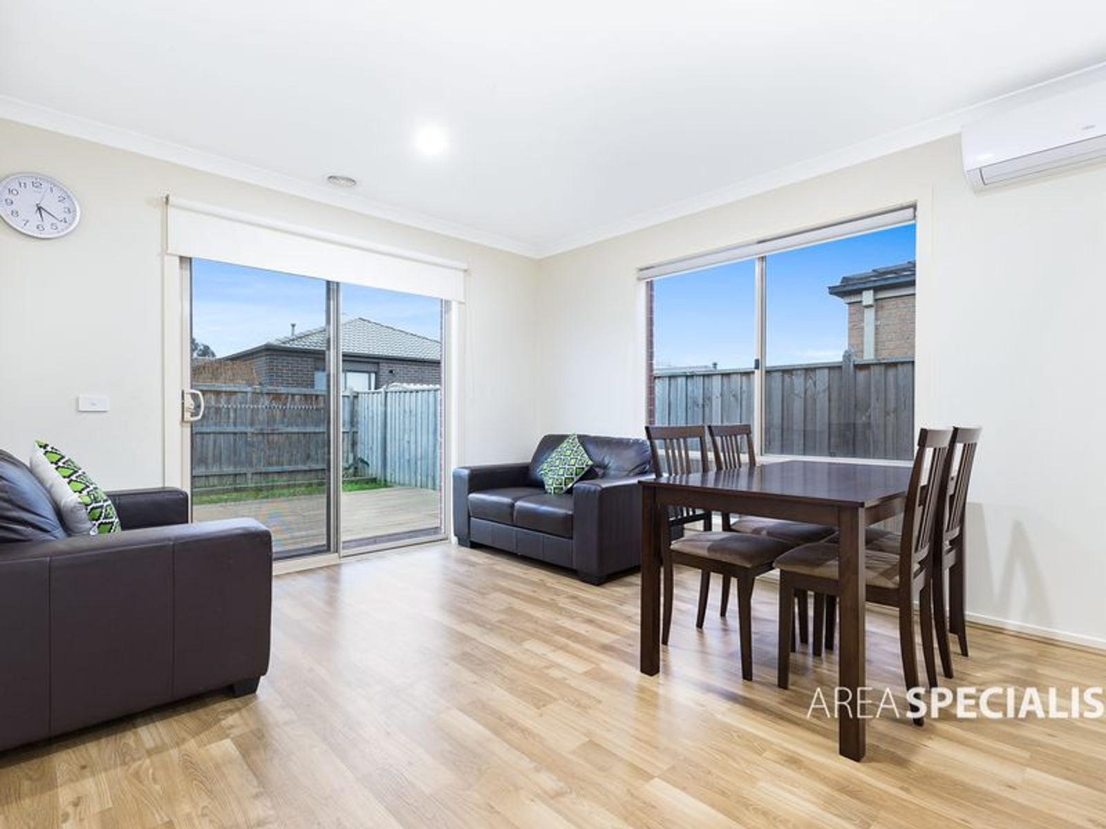 20 Cemetine Terrace, Cranbourne, VIC 3977, Cranbourne - Thumbnail 3