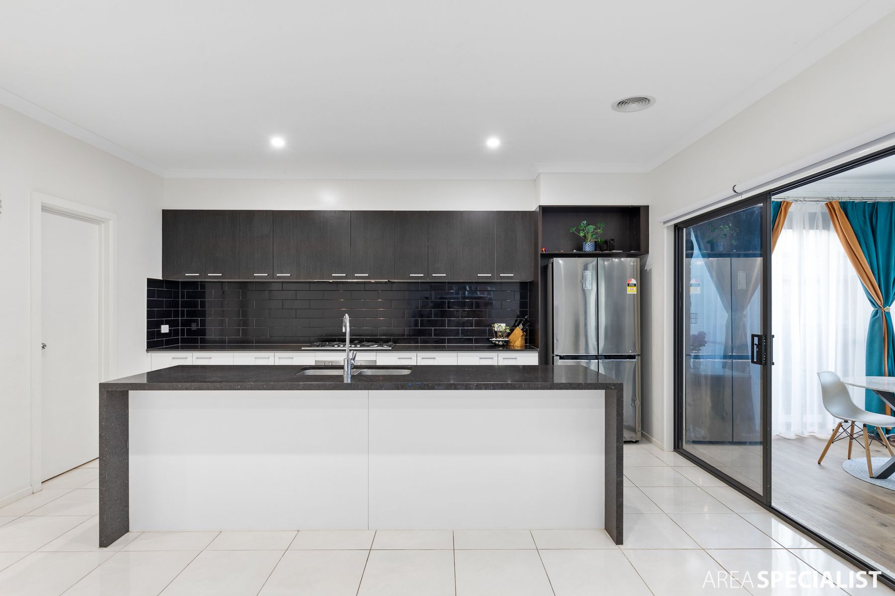 11 Orinoco Chase, Werribee, VIC 3030, Werribee - Thumbnail 6