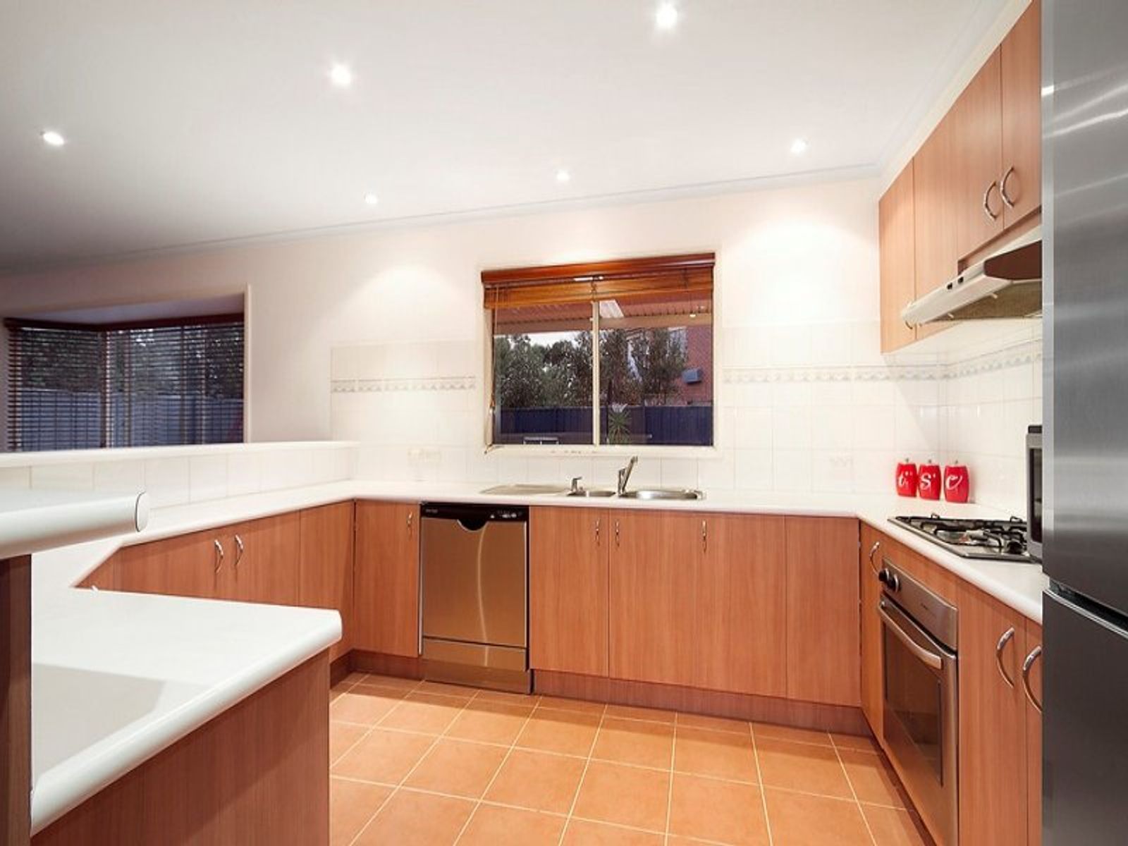 4 Sundew Court, Aspendale Gardens, VIC 3195, Aspendale Gardens - Thumbnail 2