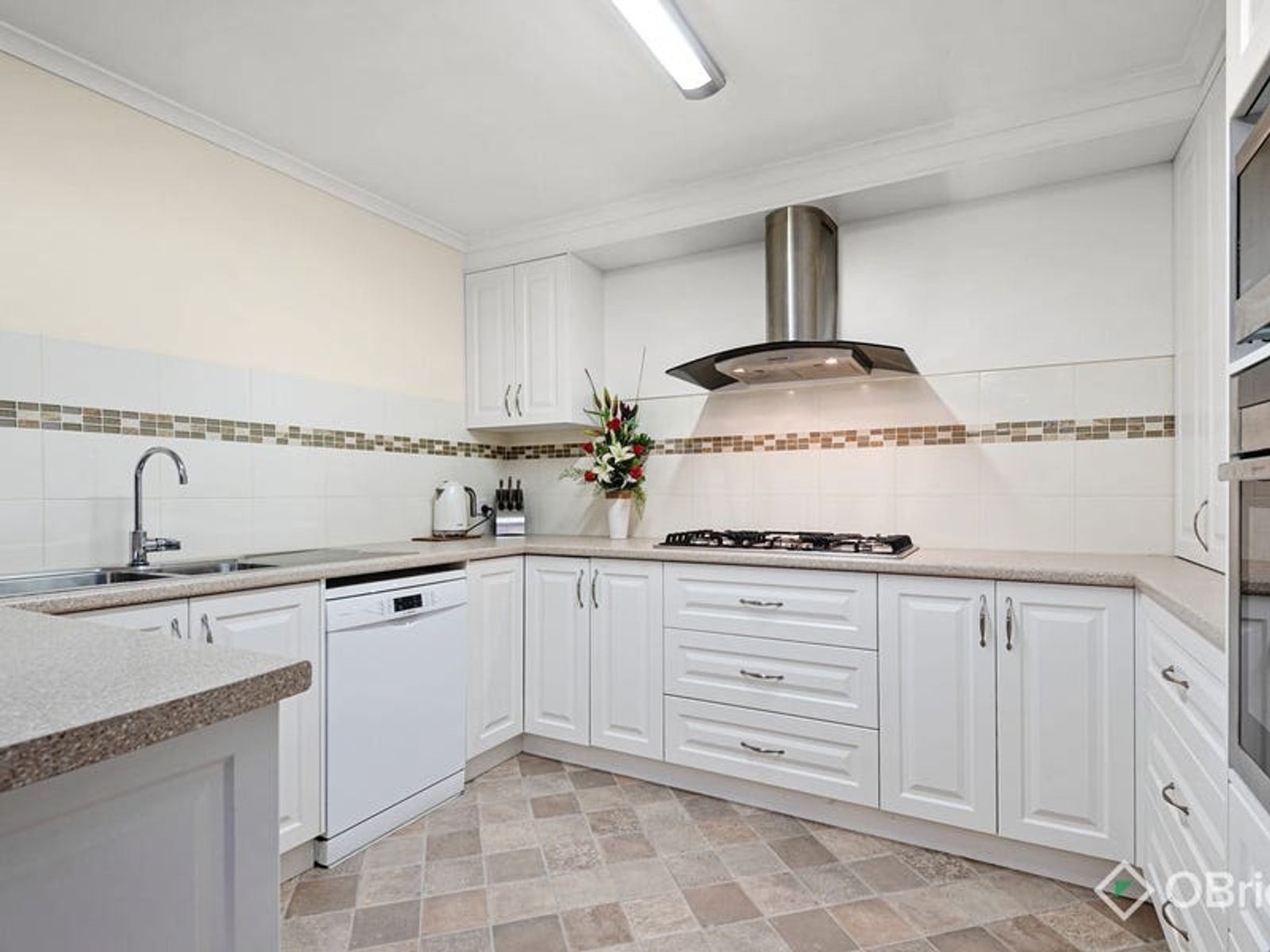 9 Quirk Court, Endeavour Hills, VIC 3802, Endeavour Hills - Thumbnail 3