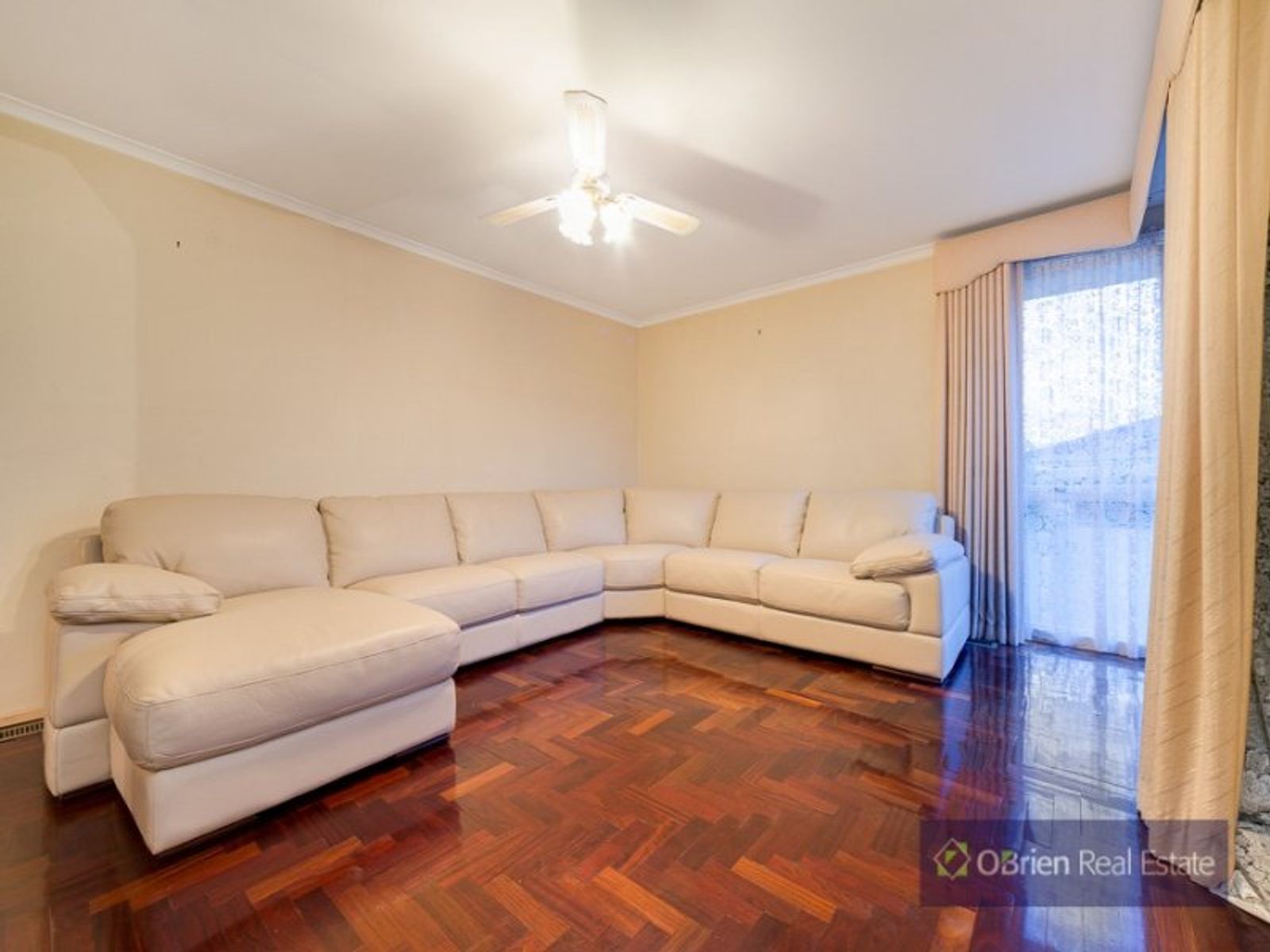 39 Mildura Crescent, Endeavour Hills, VIC 3802, Endeavour Hills - Thumbnail 4