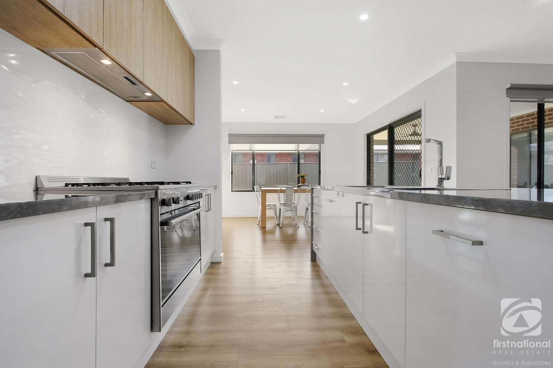9 Watts Way, Tangambalanga VIC 3691, Tangambalanga - Thumbnail 3