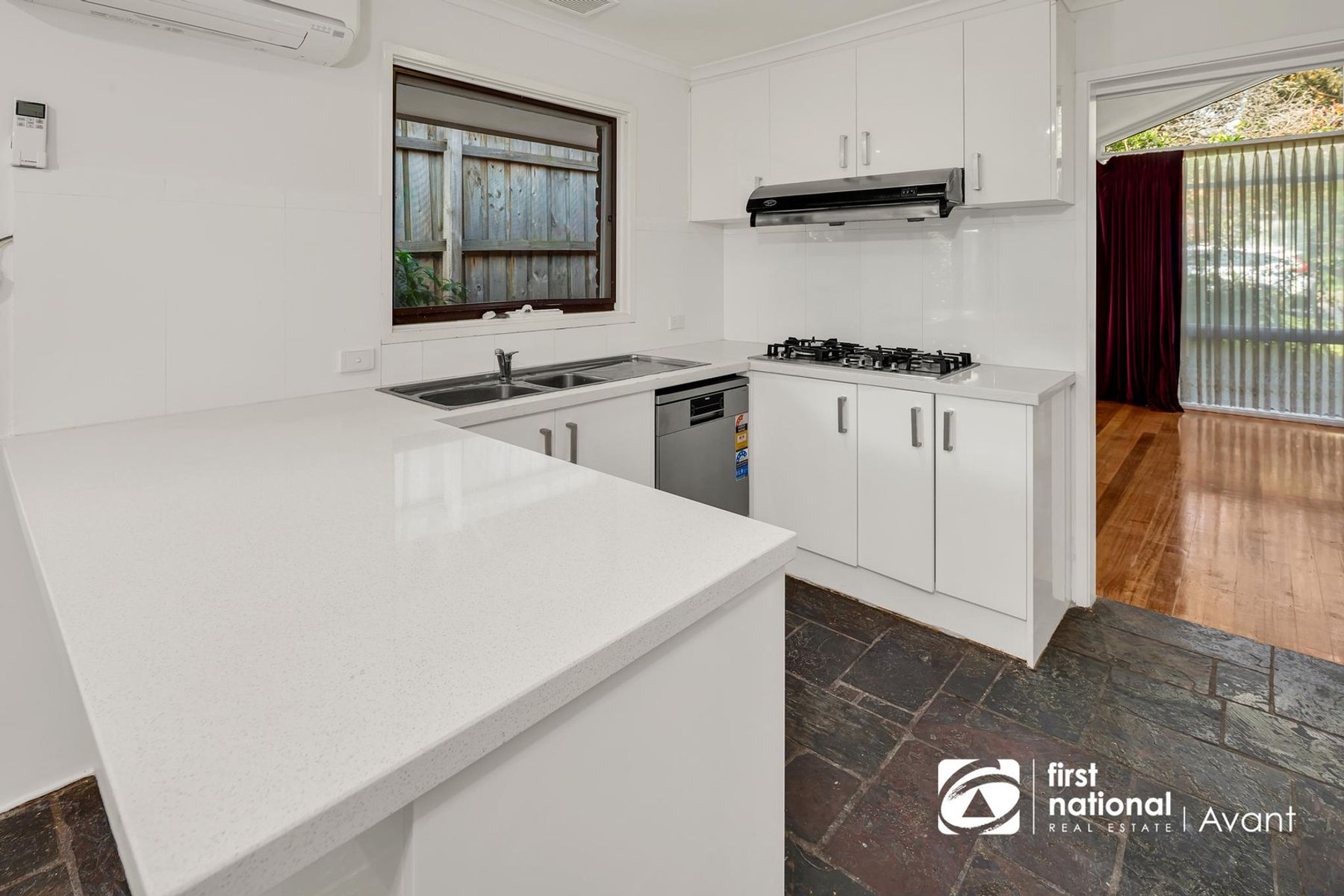 16 Gainsborough Street, Doncaster East VIC 3109, Doncaster East - Thumbnail 4