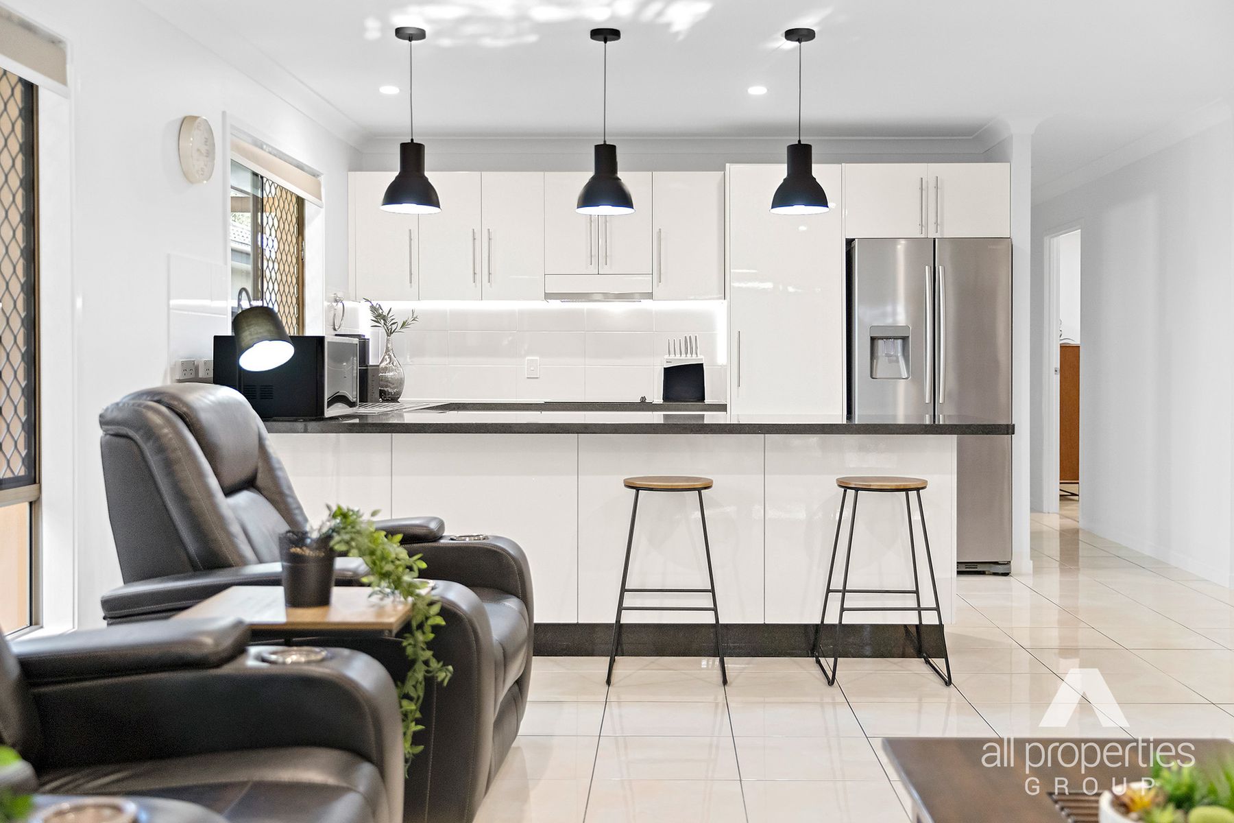 8 Hackney Street, Durack QLD 4077, Durack - Thumbnail 2