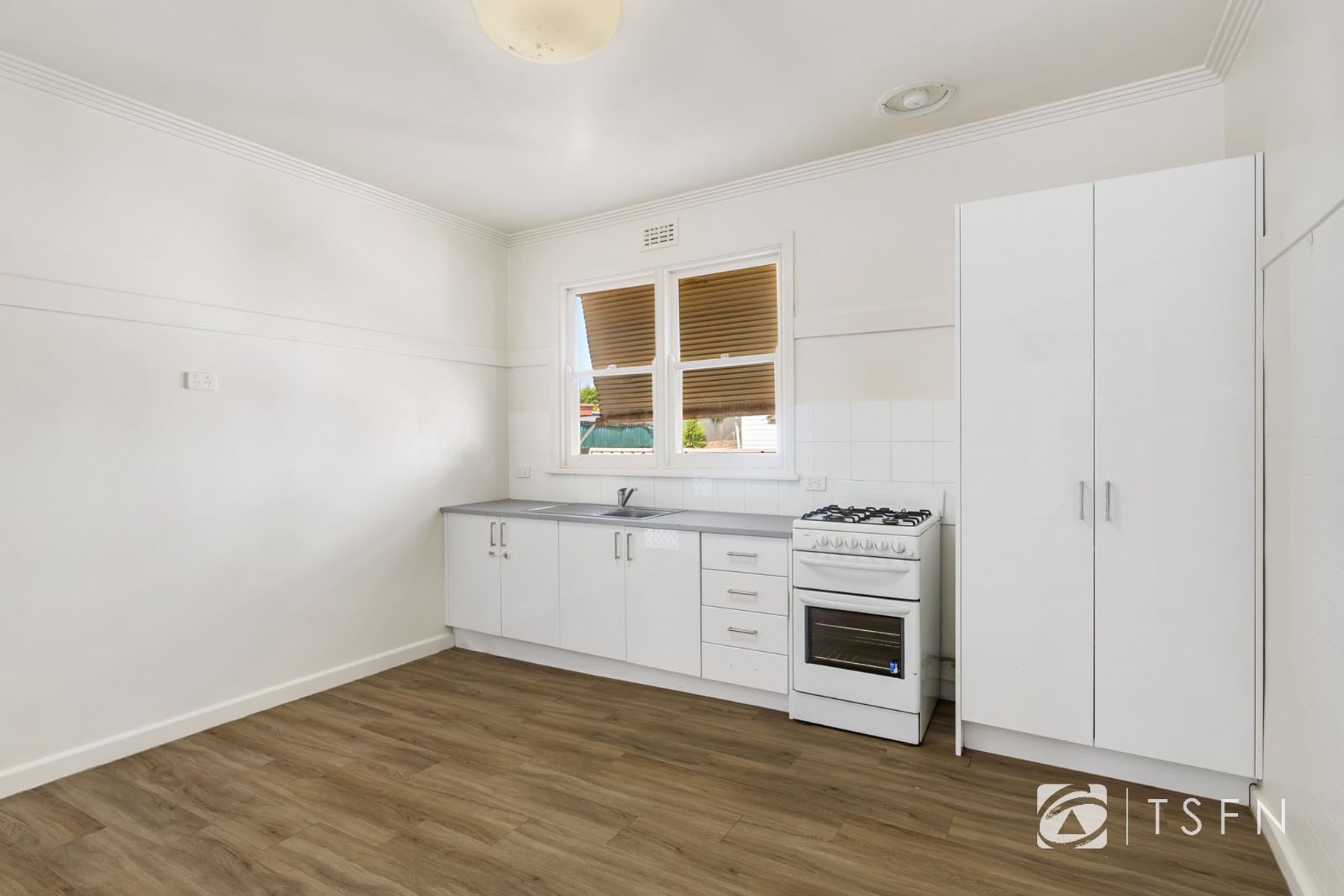 3 Curnow Street, Golden Square VIC 3555, Golden Square - Thumbnail 4