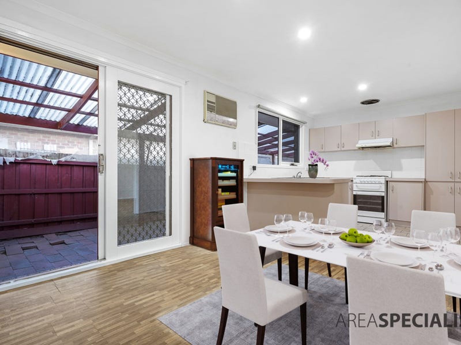 10 Meredith Crescent, Hampton Park, VIC 3976, Hampton Park - Thumbnail 5