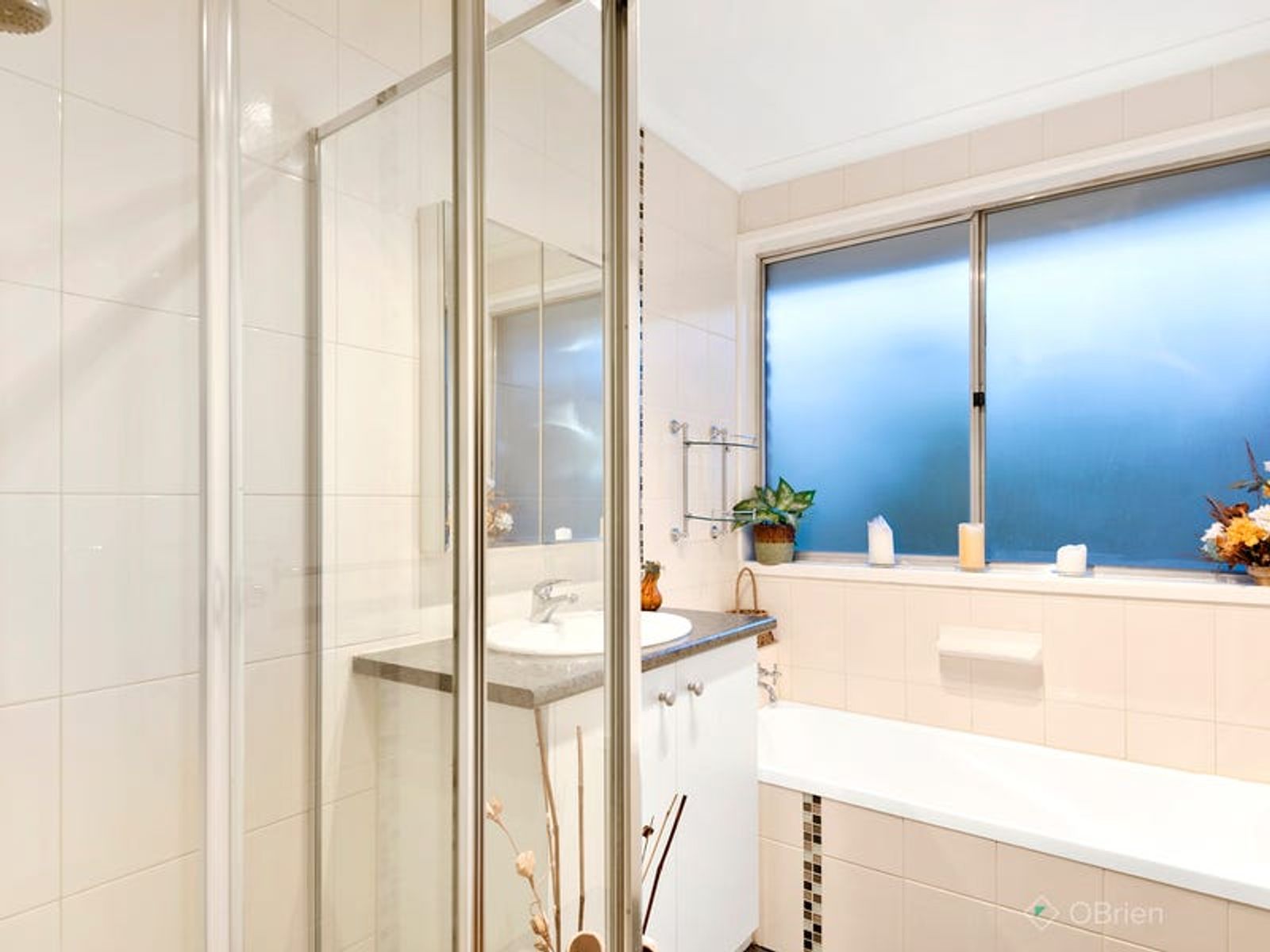 2 Melliodora Court, Endeavour Hills, VIC 3802, Endeavour Hills - Thumbnail 7