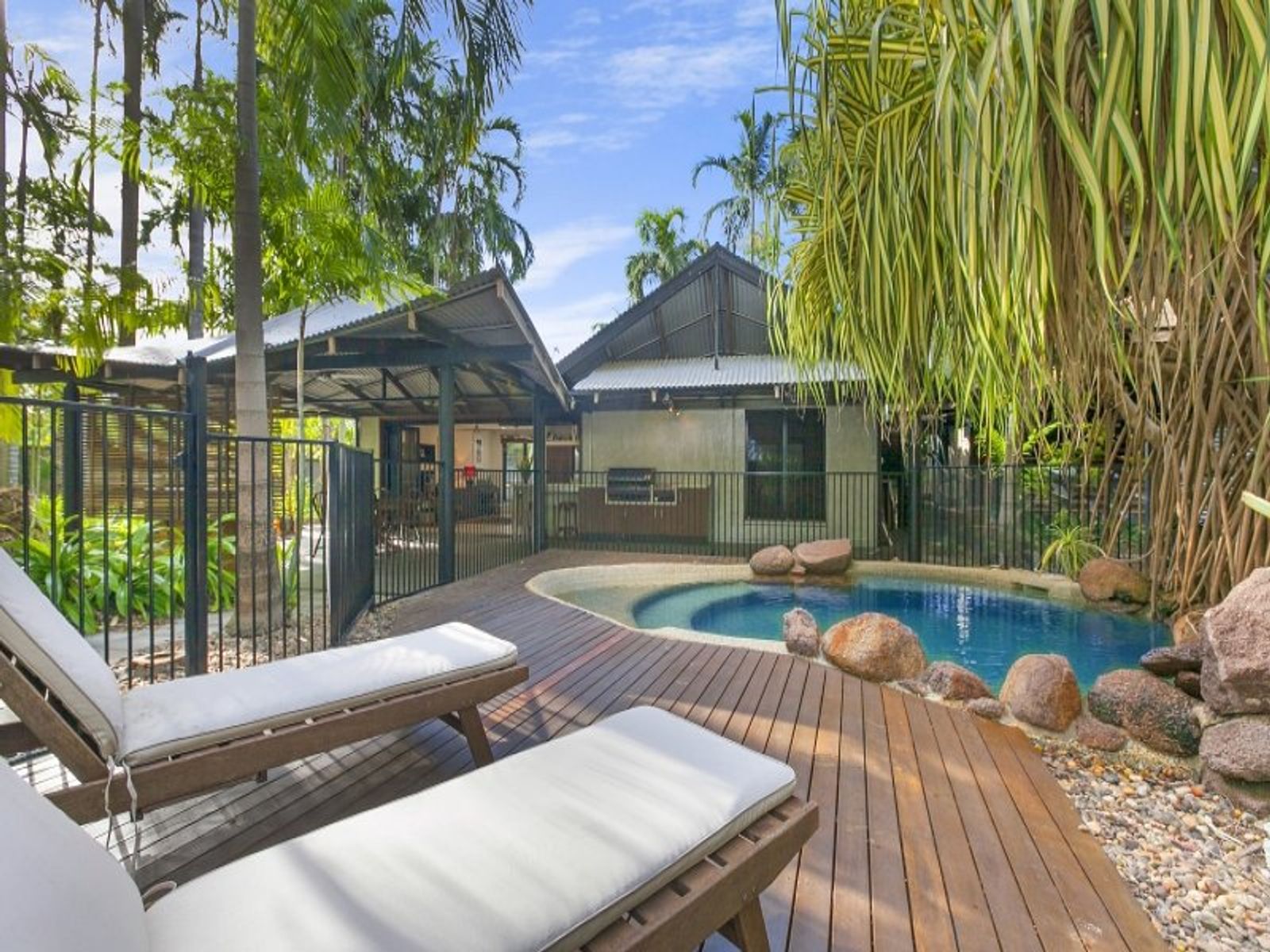 34 Chapman Road, Rapid Creek NT 0810