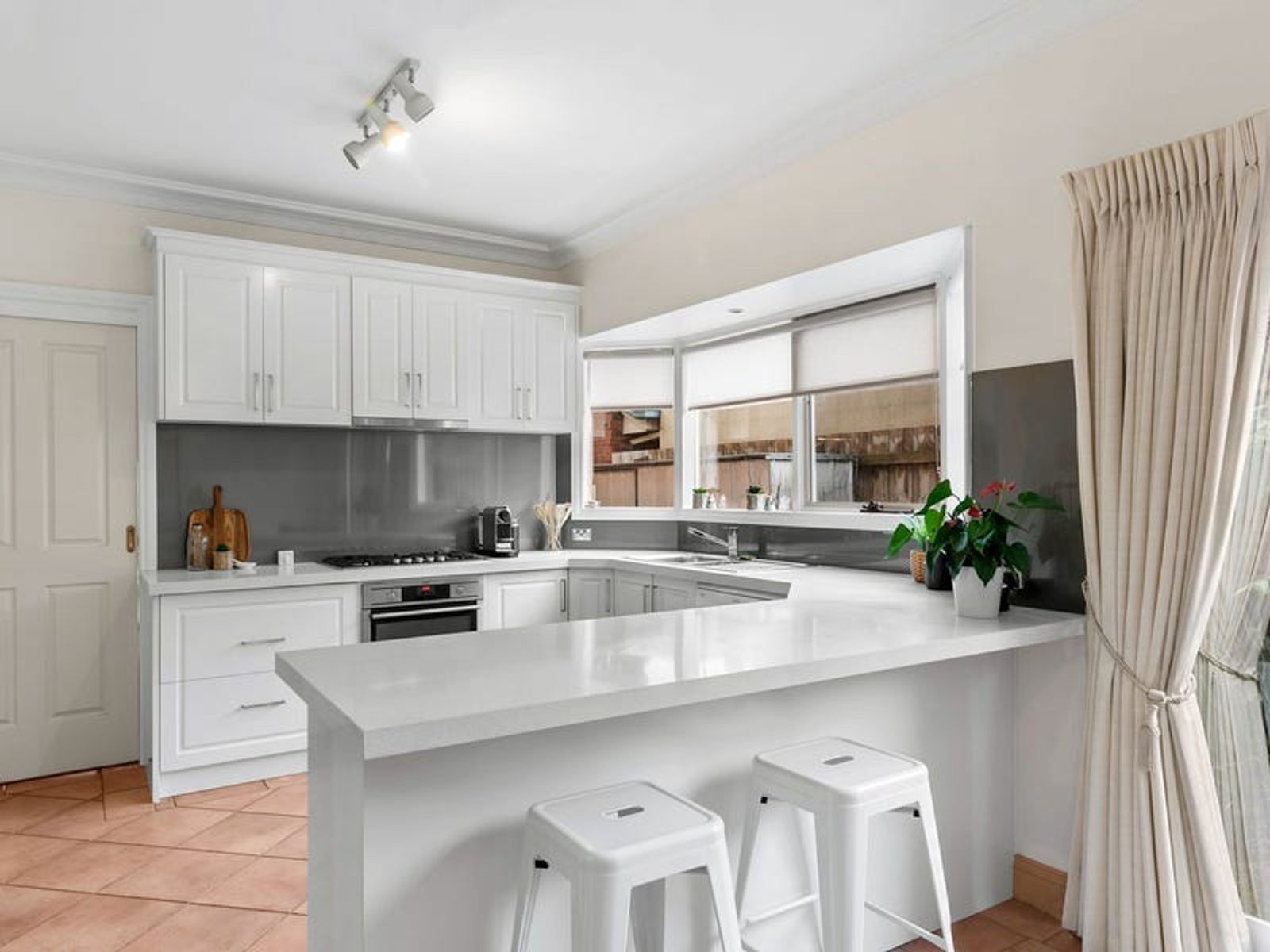 2 Eagle Street, Mornington, VIC 3931, Mornington - Thumbnail 5