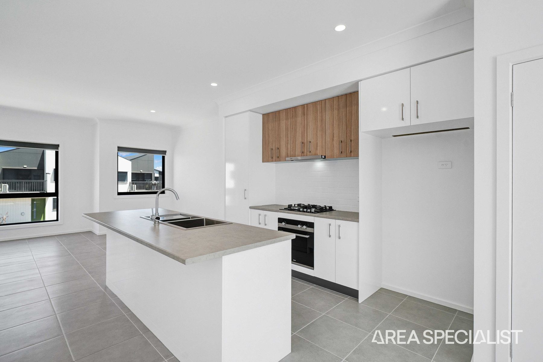 13 Kobe Street, Deanside, Deanside - Thumbnail 5