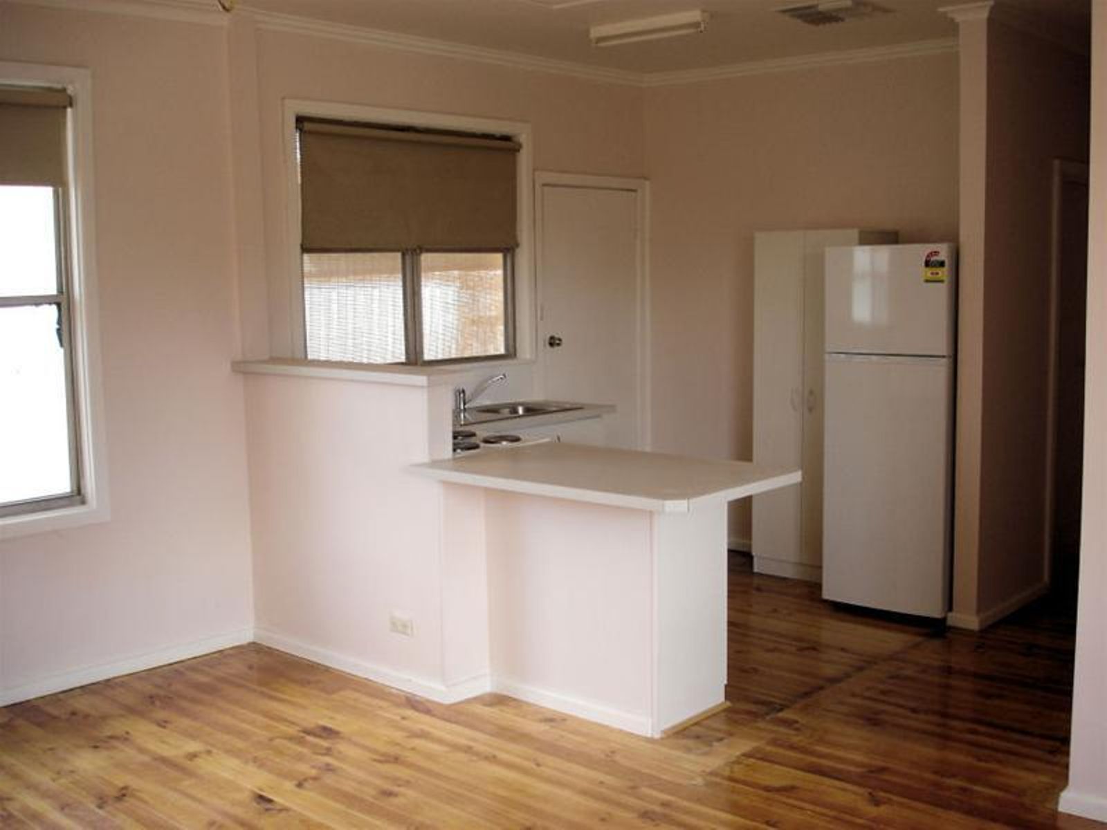 83 Twelfth Street, Mildura - Thumbnail 2