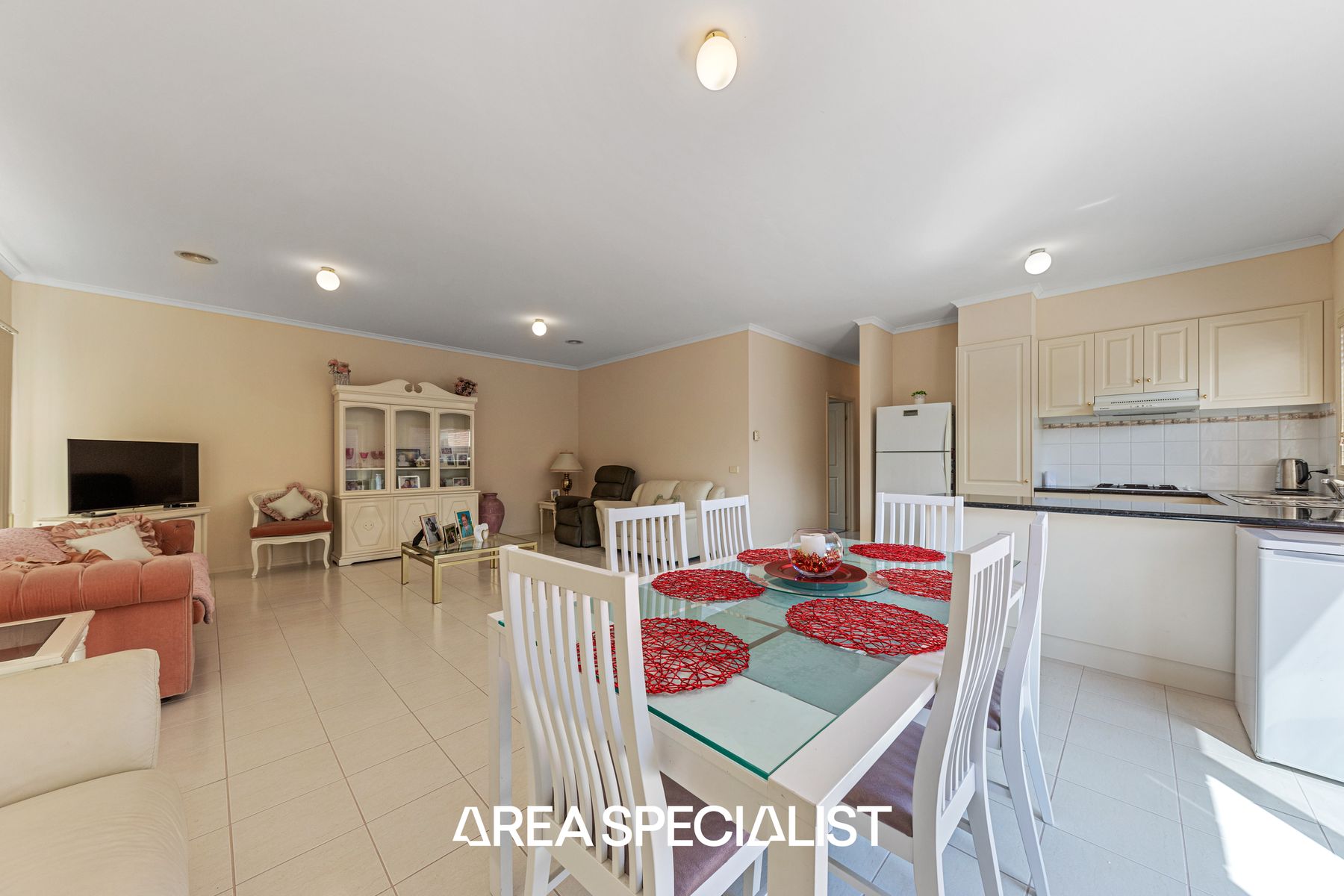 3 The Parkway, Pakenham, VIC 3810, Pakenham - Thumbnail 4