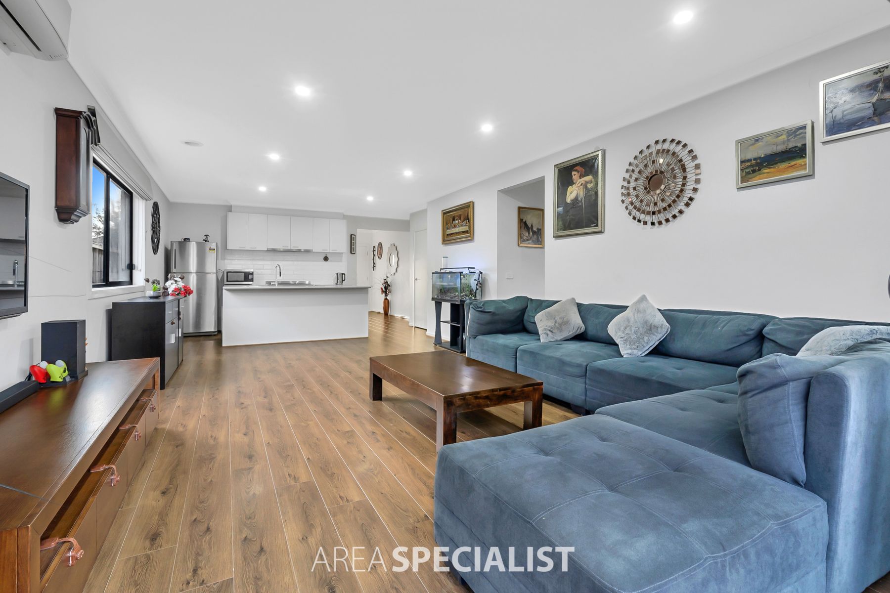 17 Alphey Road, Clyde North, VIC 3978, Clyde North - Thumbnail 3