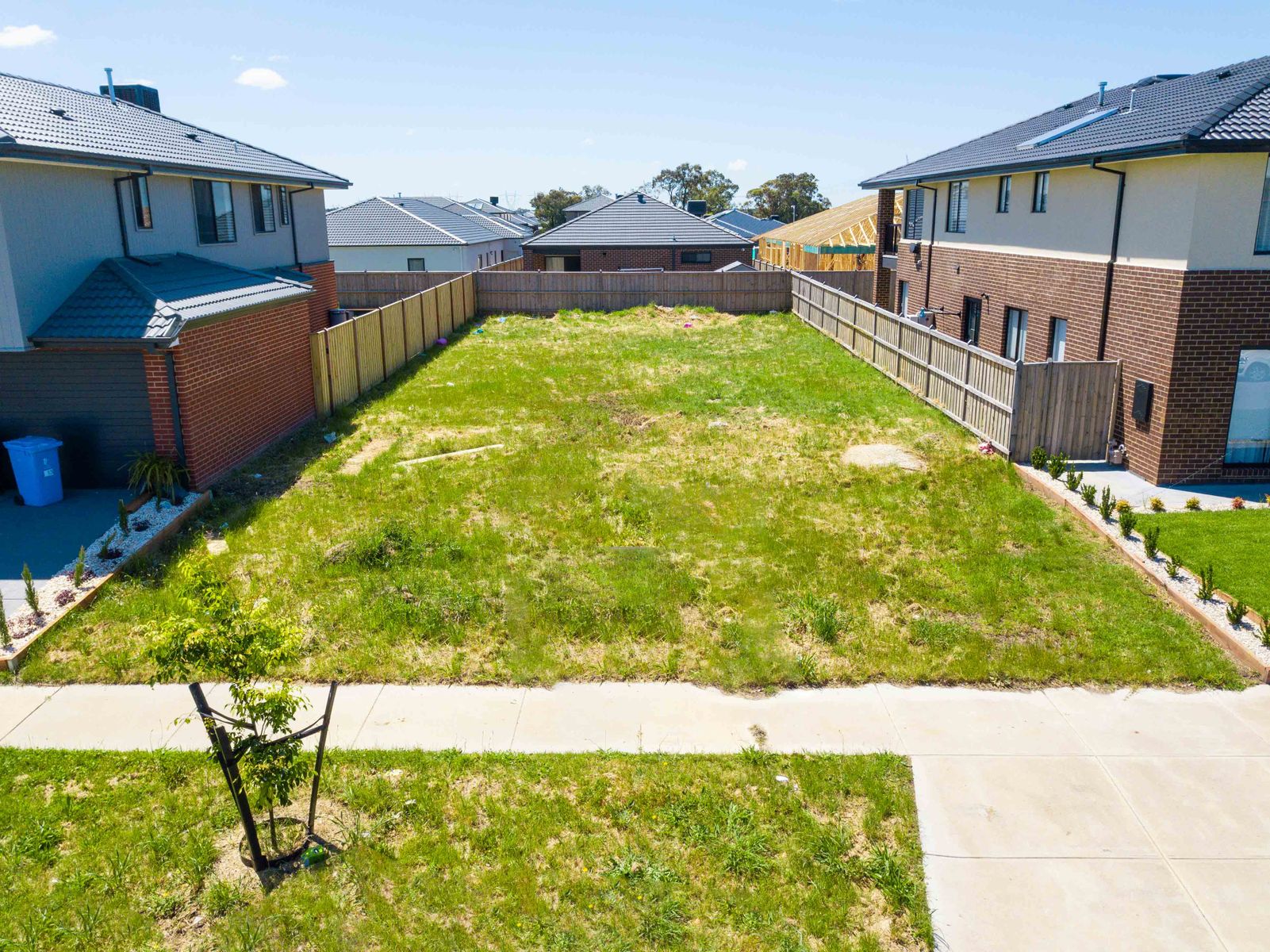 15 Jaylie Street, Clyde North, VIC 3978, Clyde North - Thumbnail 2